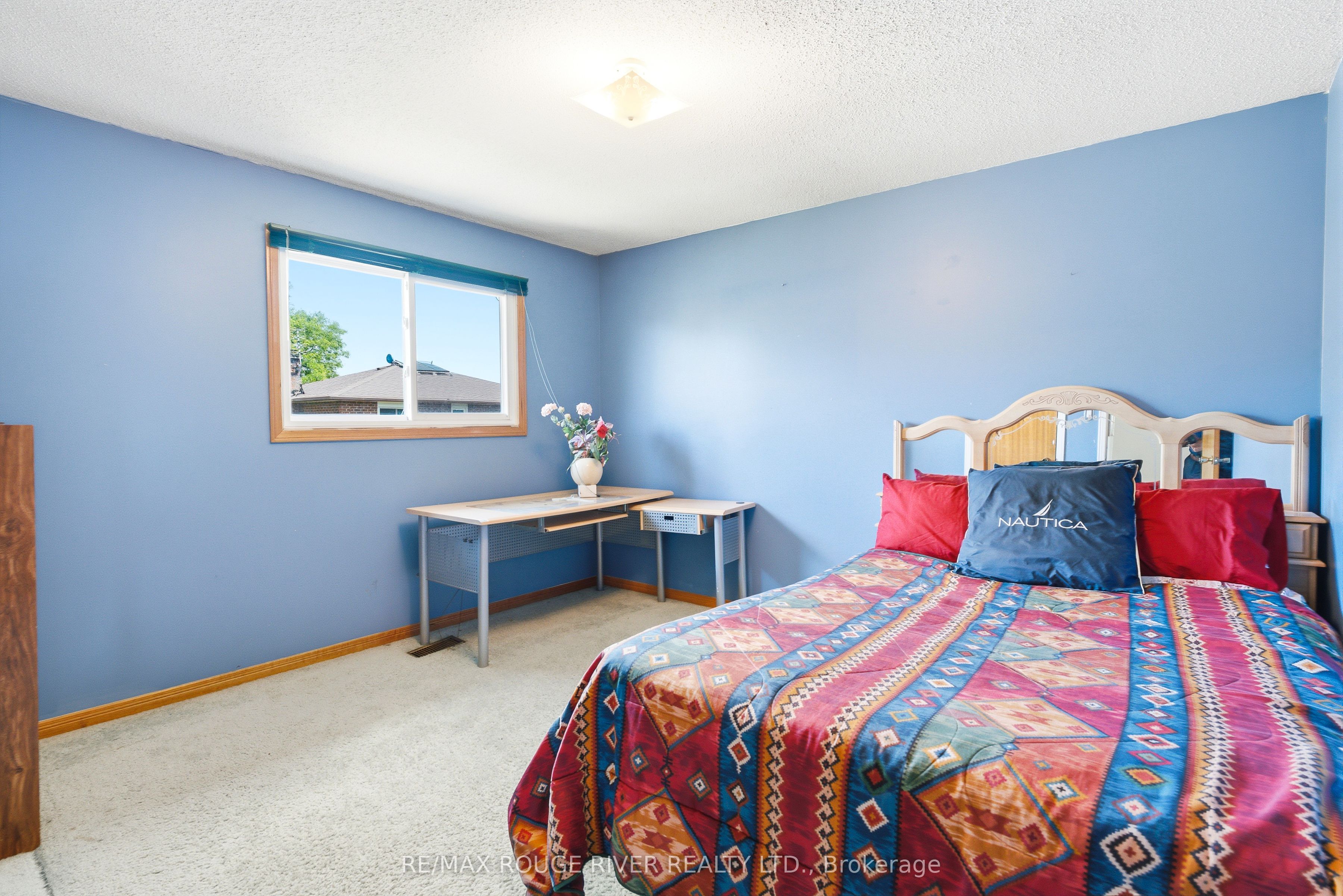 51 Sugarbush Square Property Photo 25