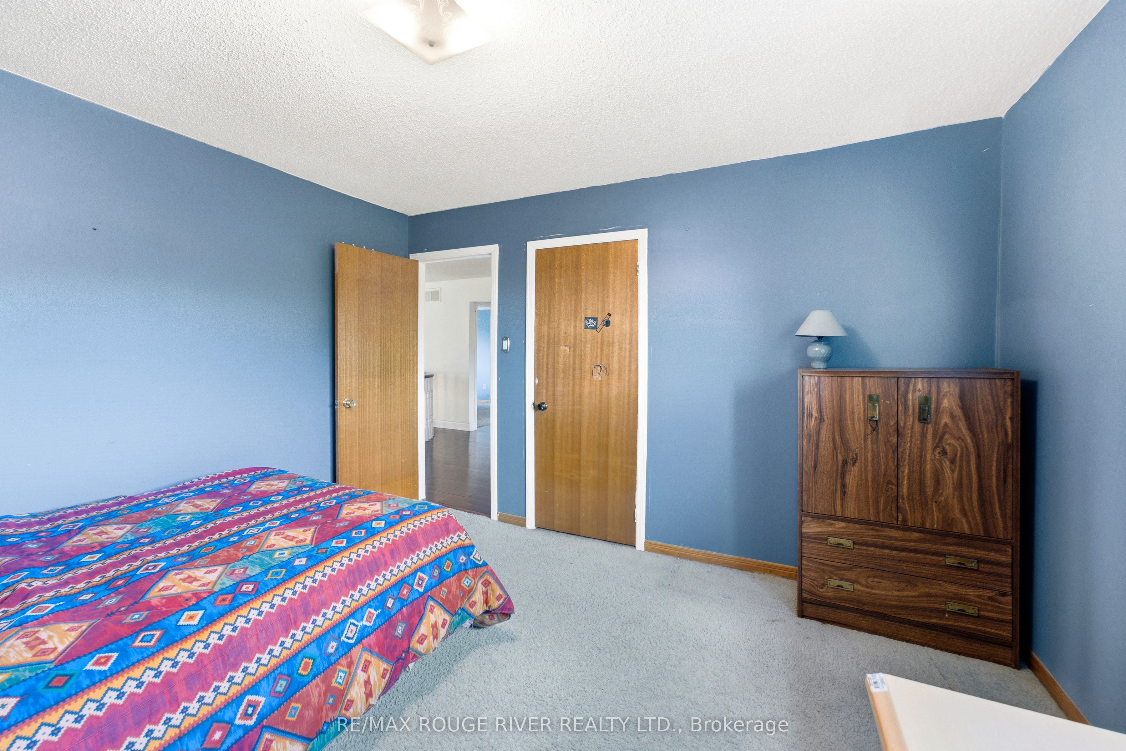 51 Sugarbush Square Property Photo 26