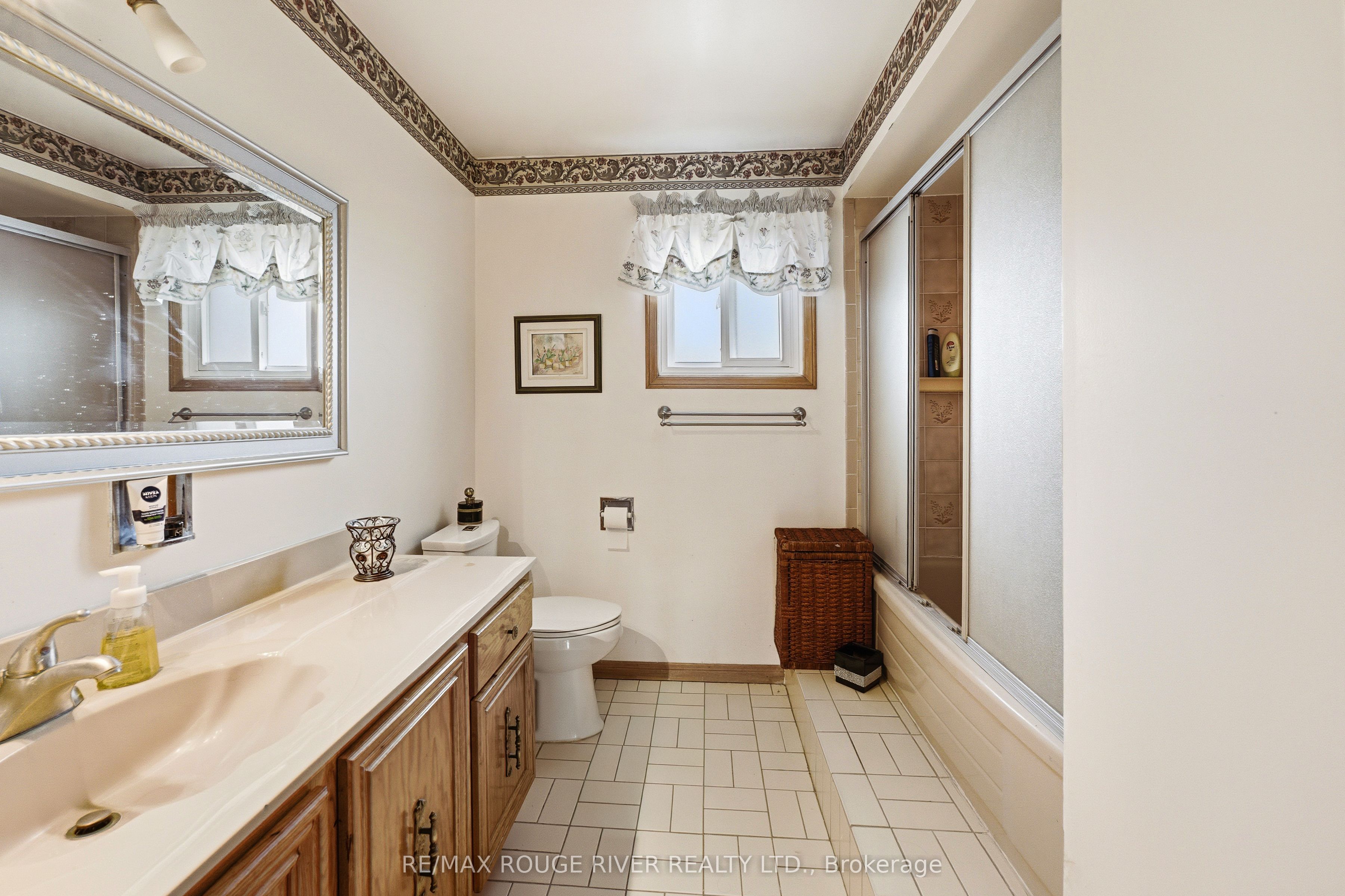 51 Sugarbush Square Property Photo 27