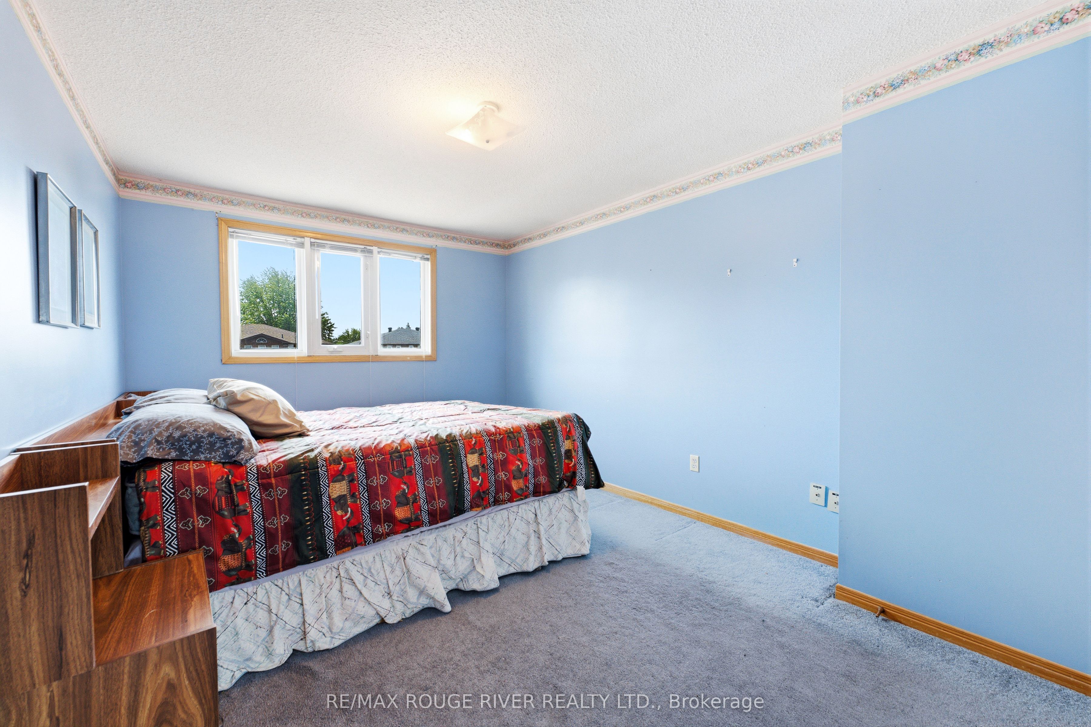 51 Sugarbush Square Property Photo 30