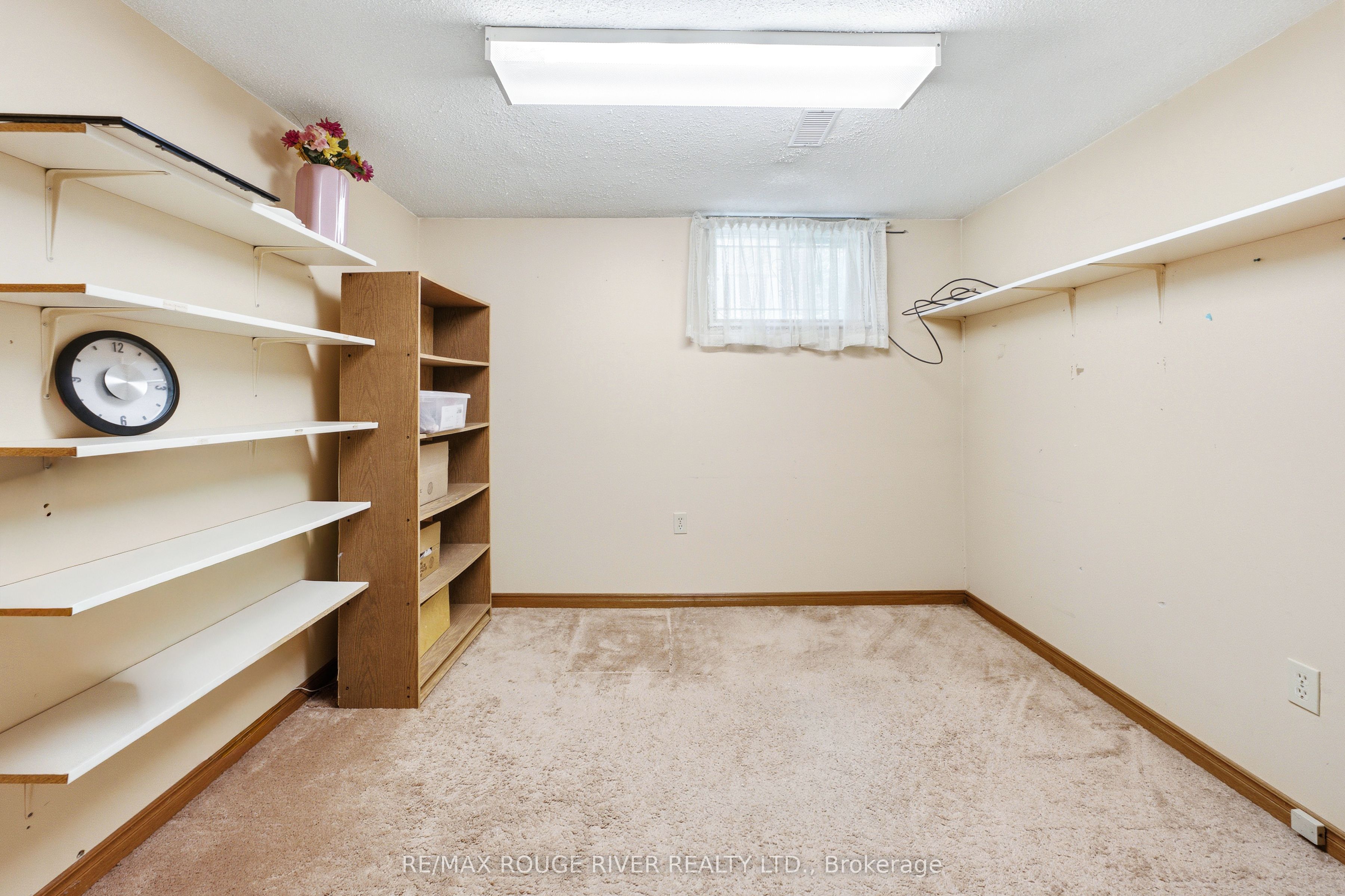 51 Sugarbush Square Property Photo 39