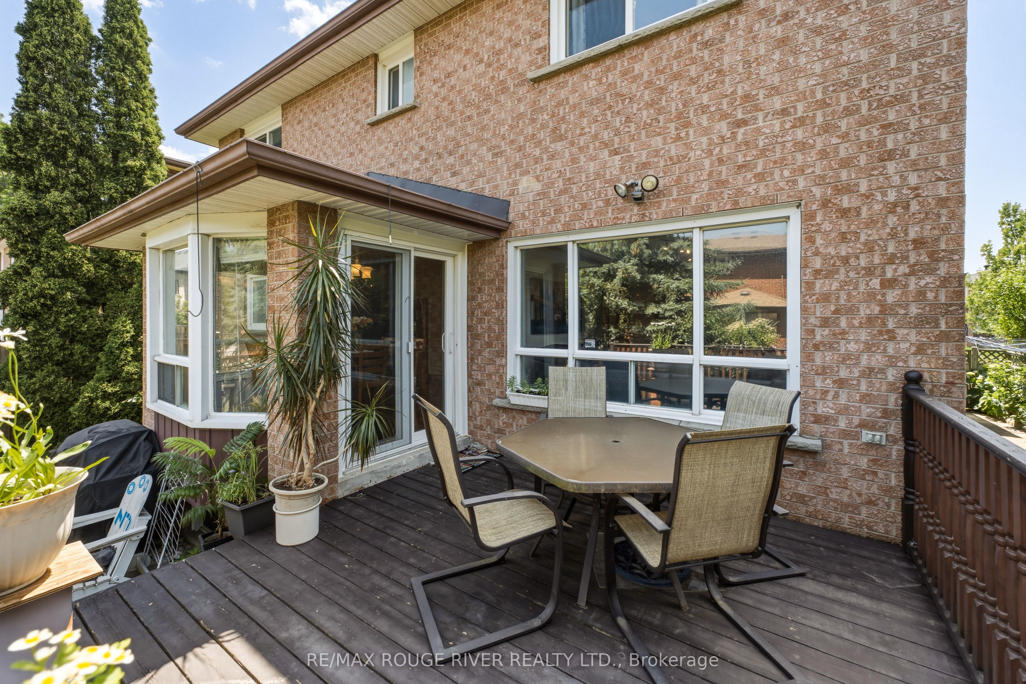 51 Sugarbush Square Property Photo 43