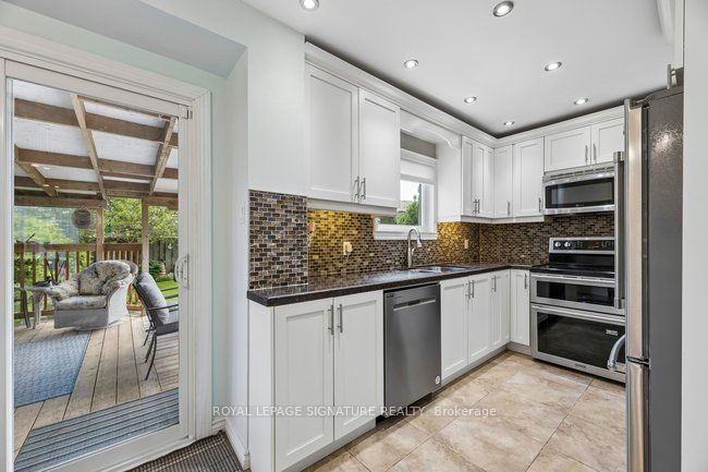 72 Kipling Crescent Property Photo 8