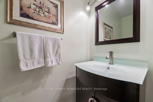 72 Kipling Crescent Property Photo 12