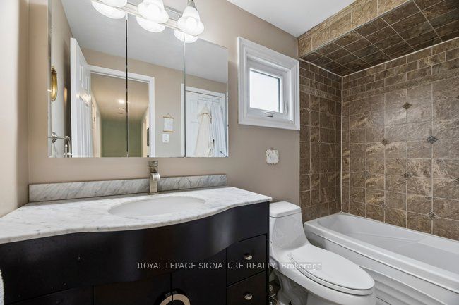 72 Kipling Crescent Property Photo 17