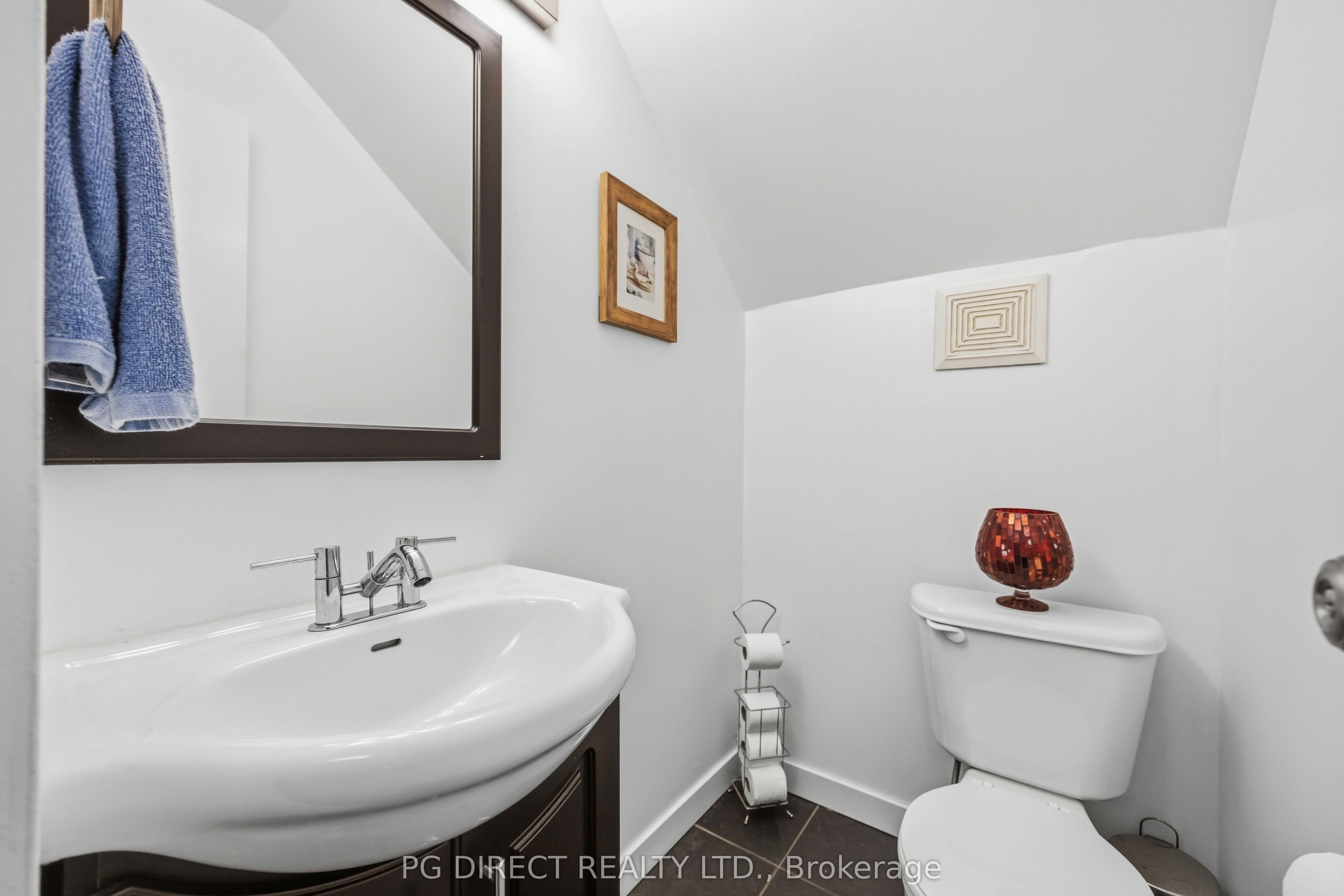 580 Mary Street E 214 Property Photo 13
