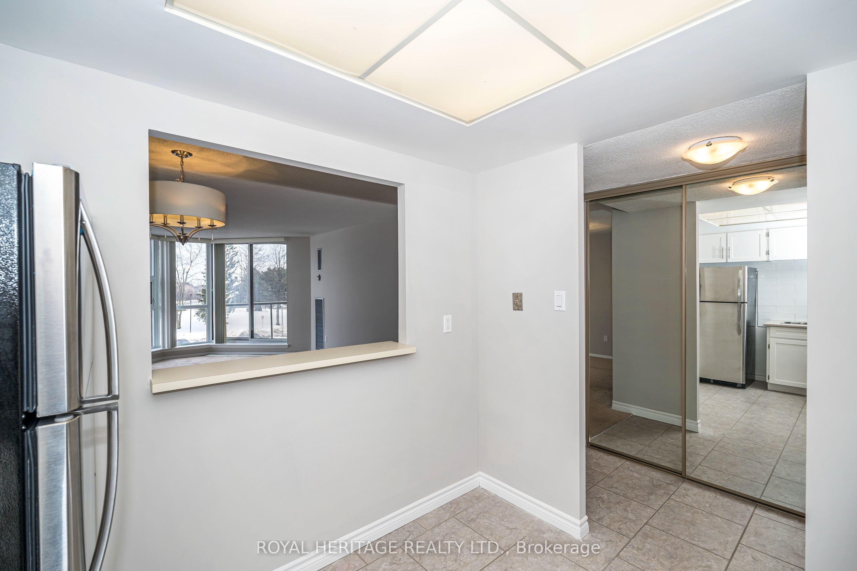 10 Dean Park Road 313 Property Photo 17