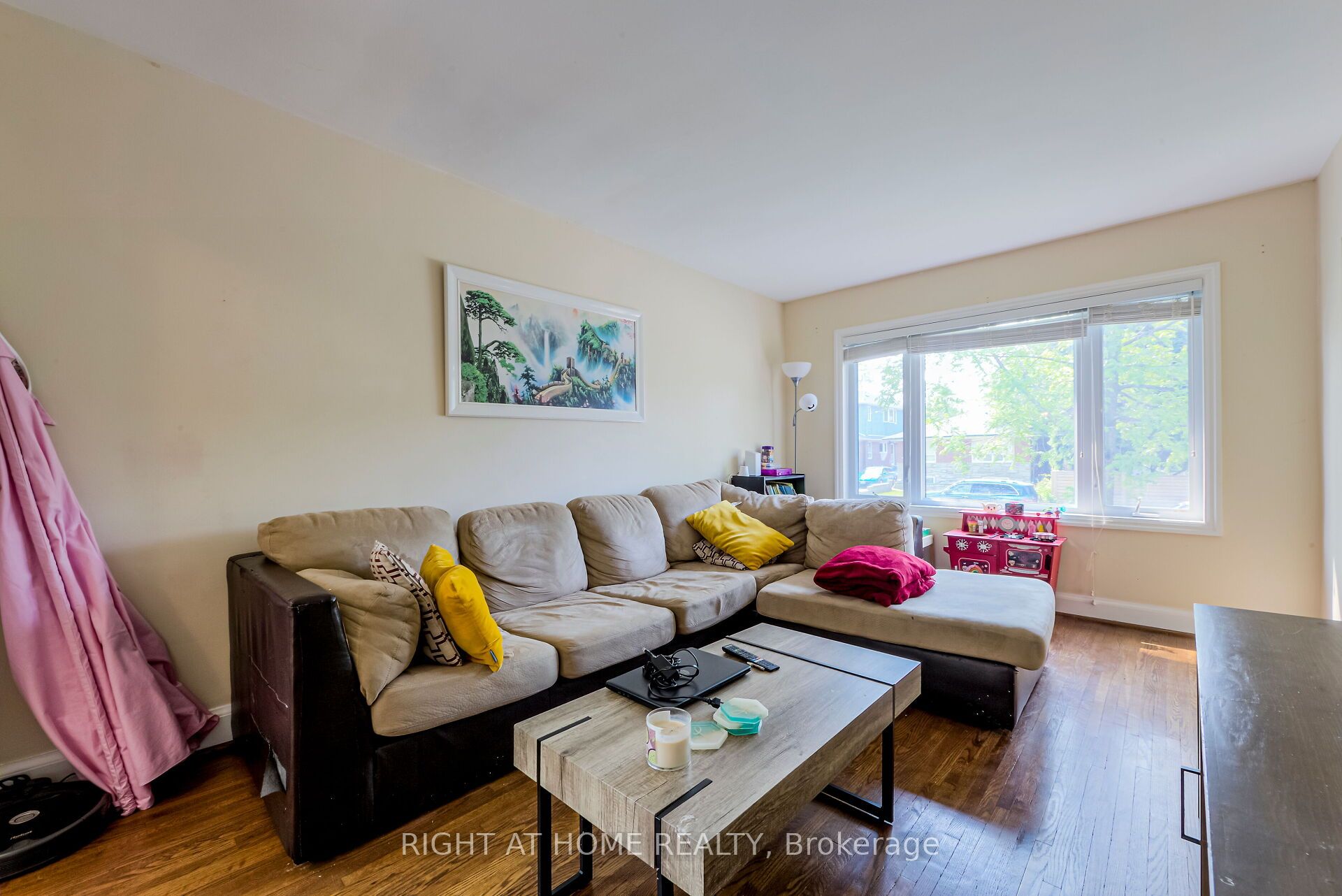 32 Florens Avenue Property Photo 7