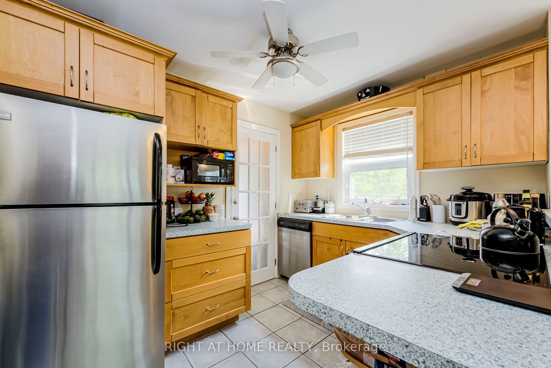 32 Florens Avenue Property Photo 13