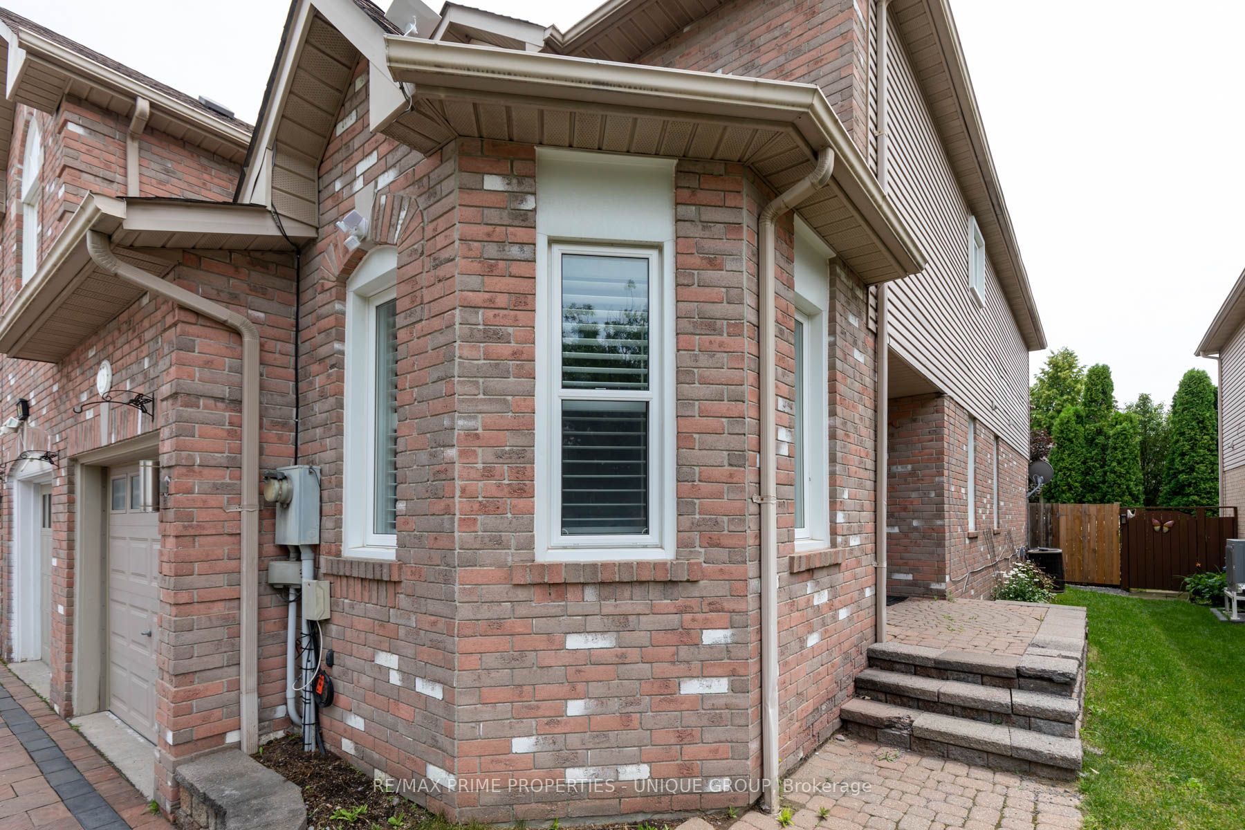 25 Pine Gate Place Property Photo 4