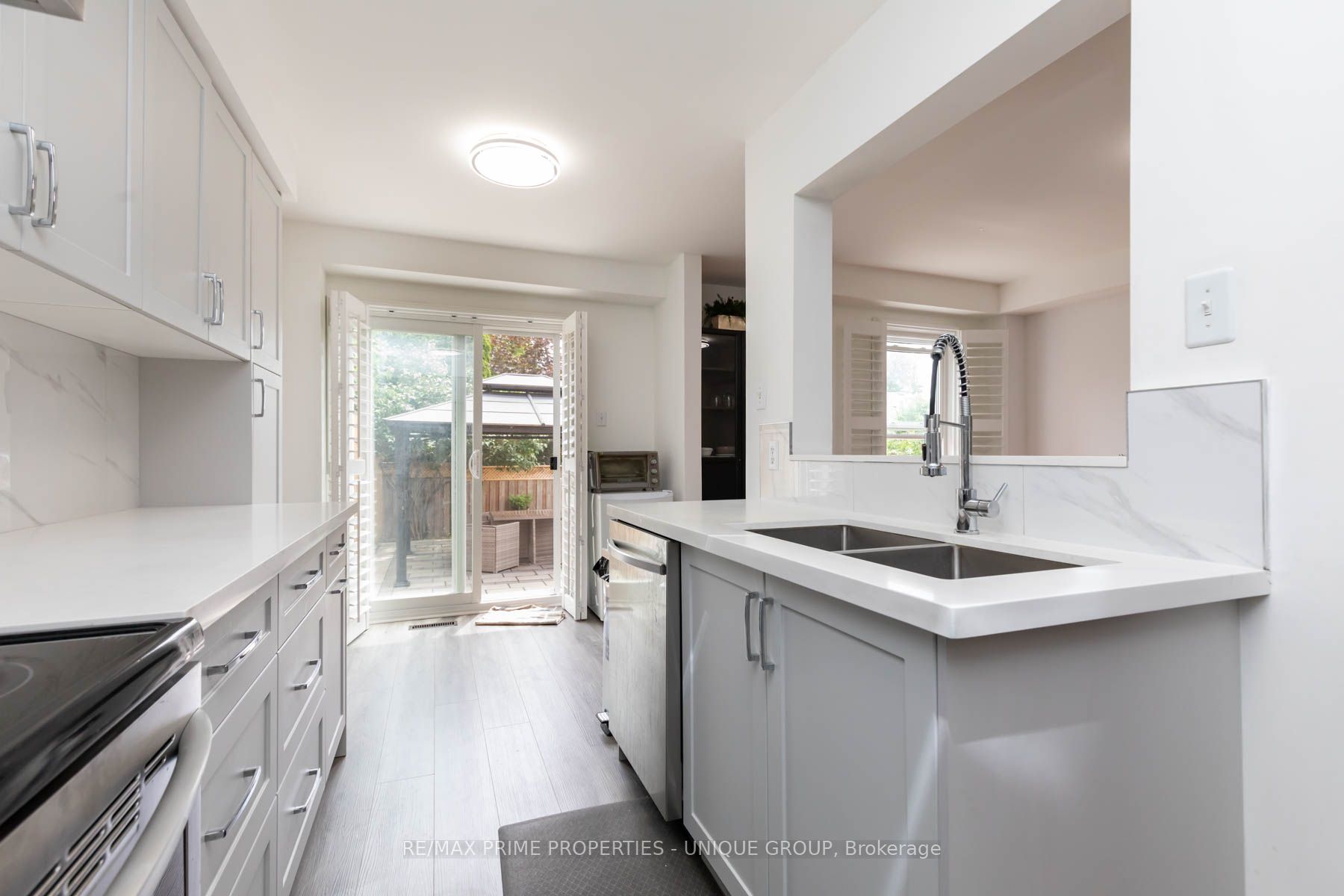 25 Pine Gate Place Property Photo 13
