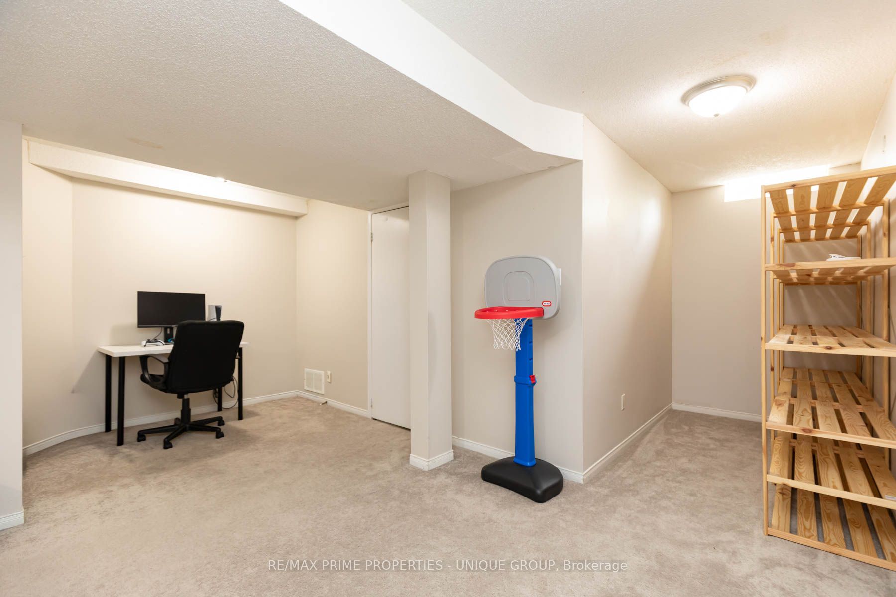 25 Pine Gate Place Property Photo 35