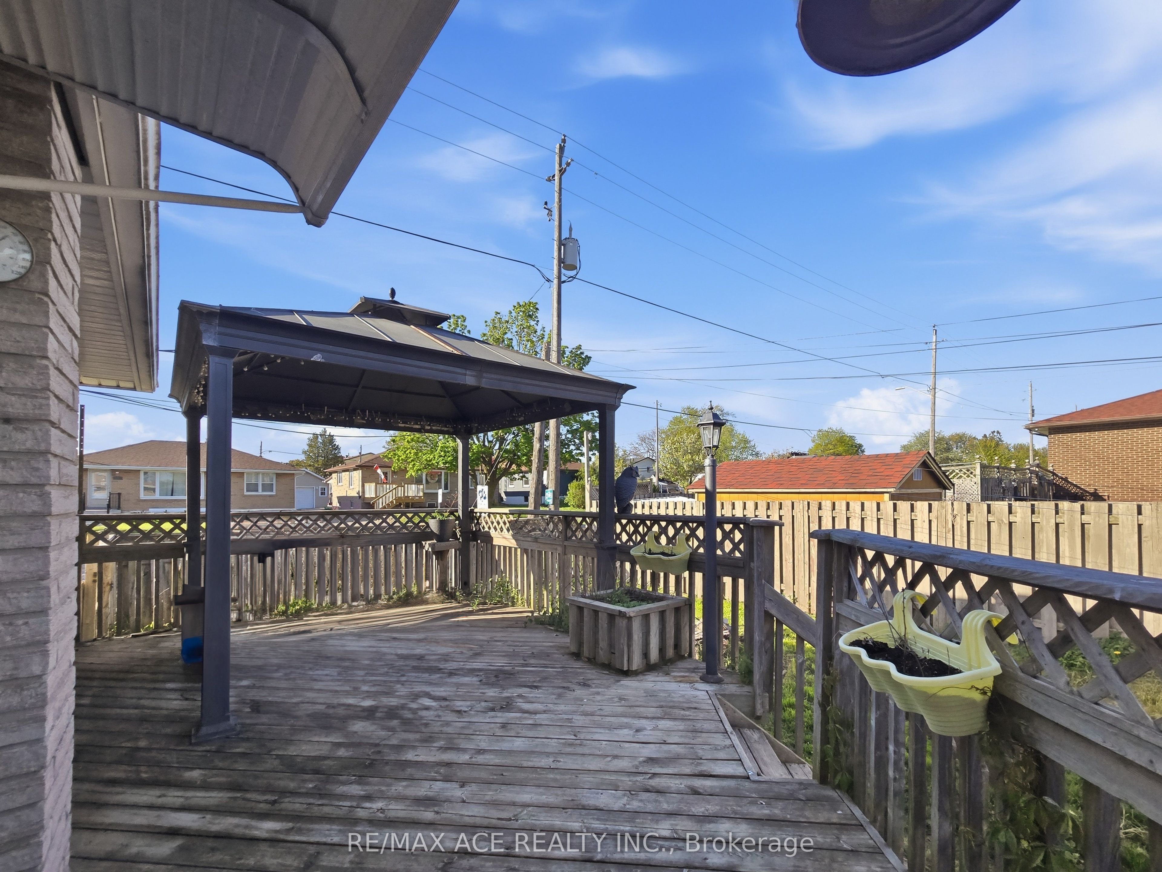 1385 Park Road S Property Photo 25