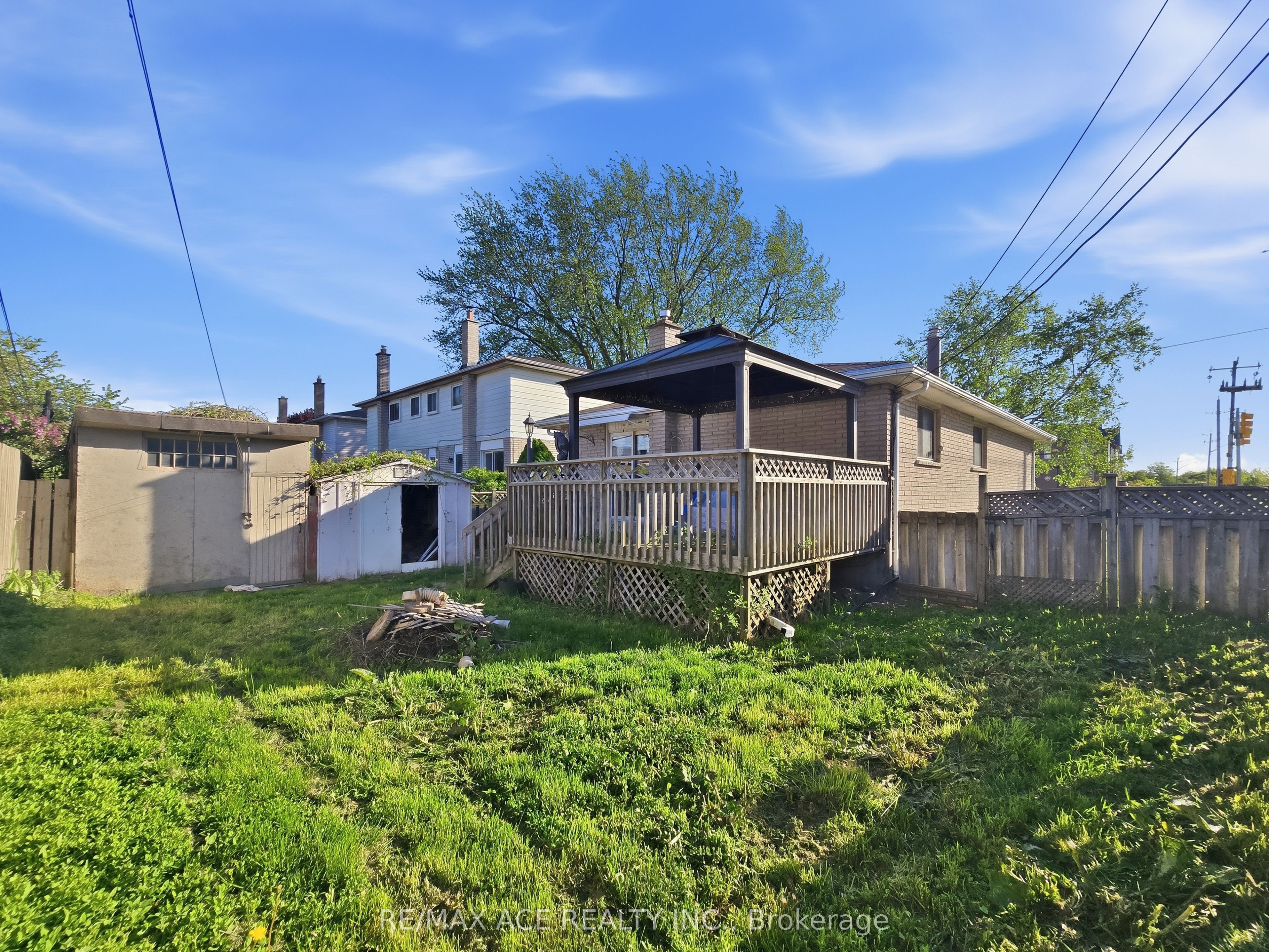 1385 Park Road S Property Photo 29