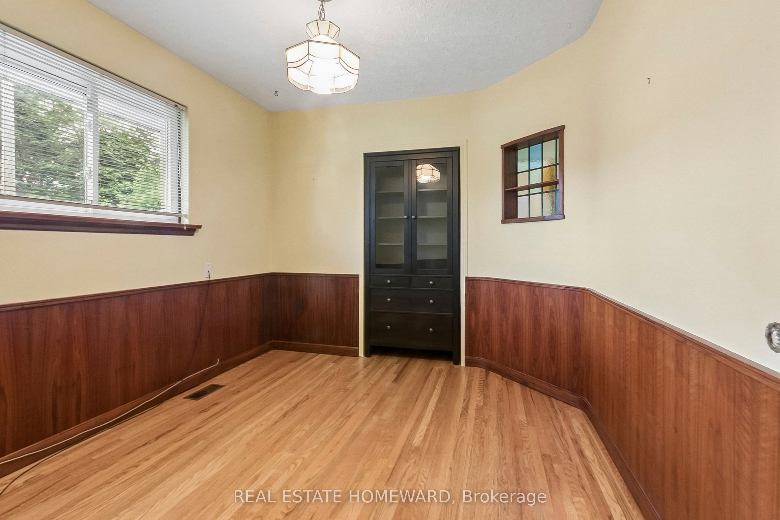 94 Rochman Boulevard Property Photo 8