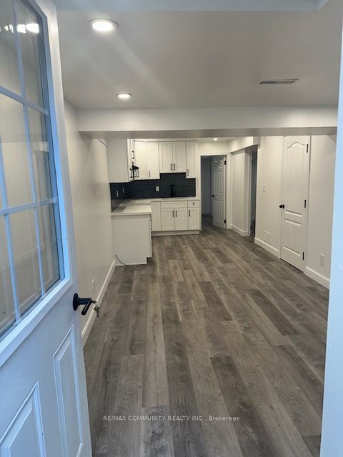 37 Fieldcrest Avenue Property Photo 3
