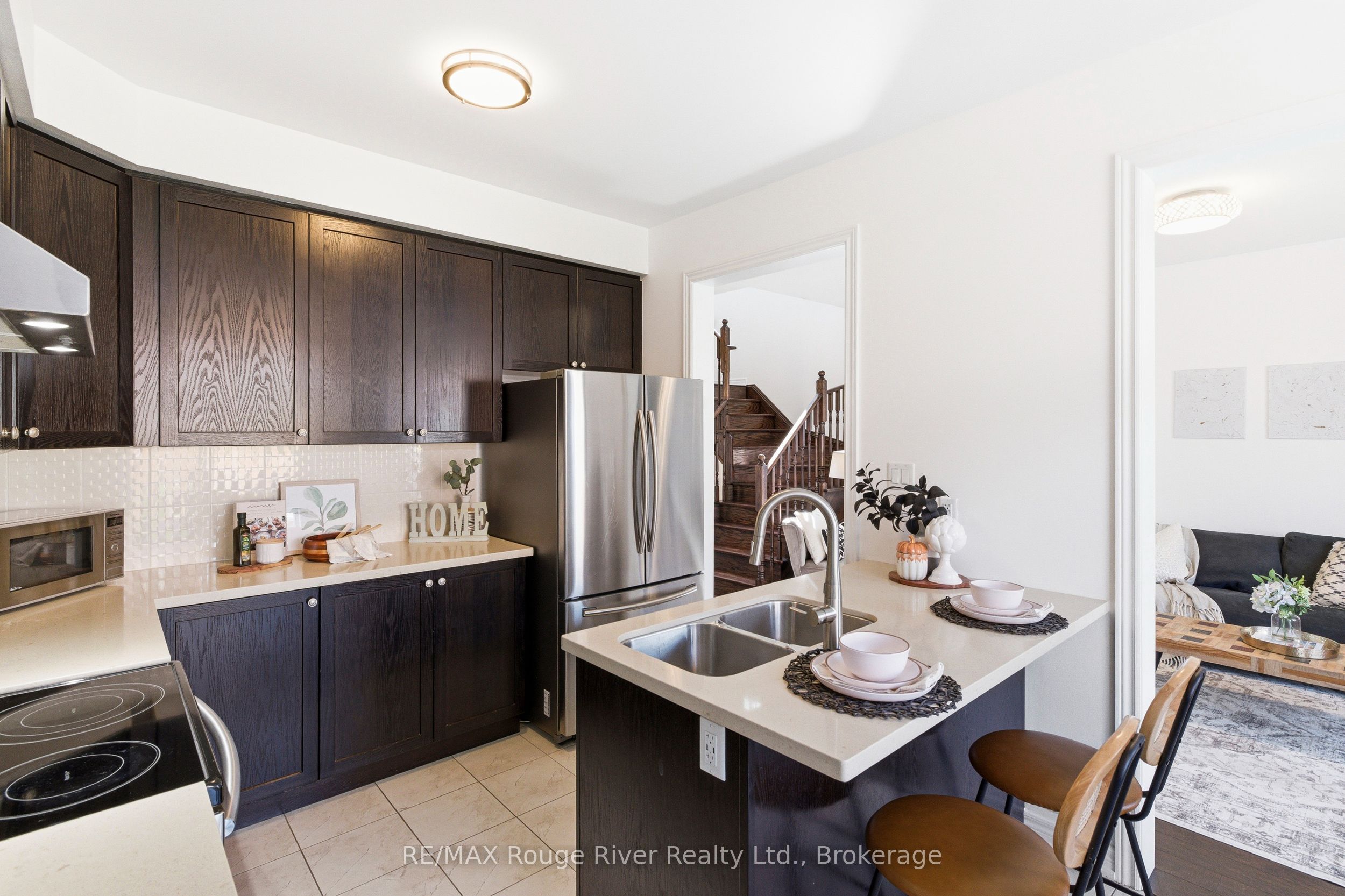 84 Fred Jackman Avenue Property Photo 15