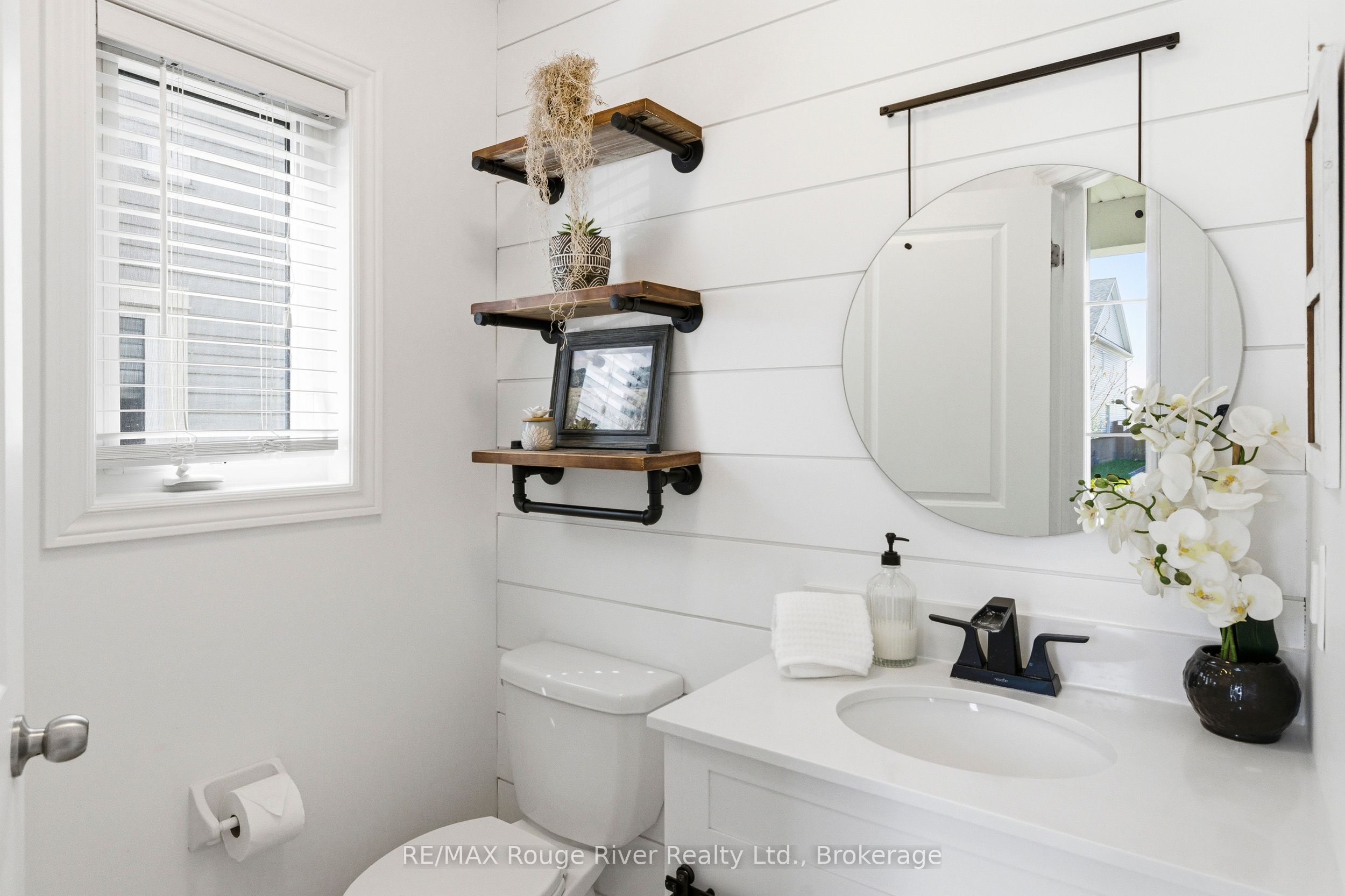 84 Fred Jackman Avenue Property Photo 16