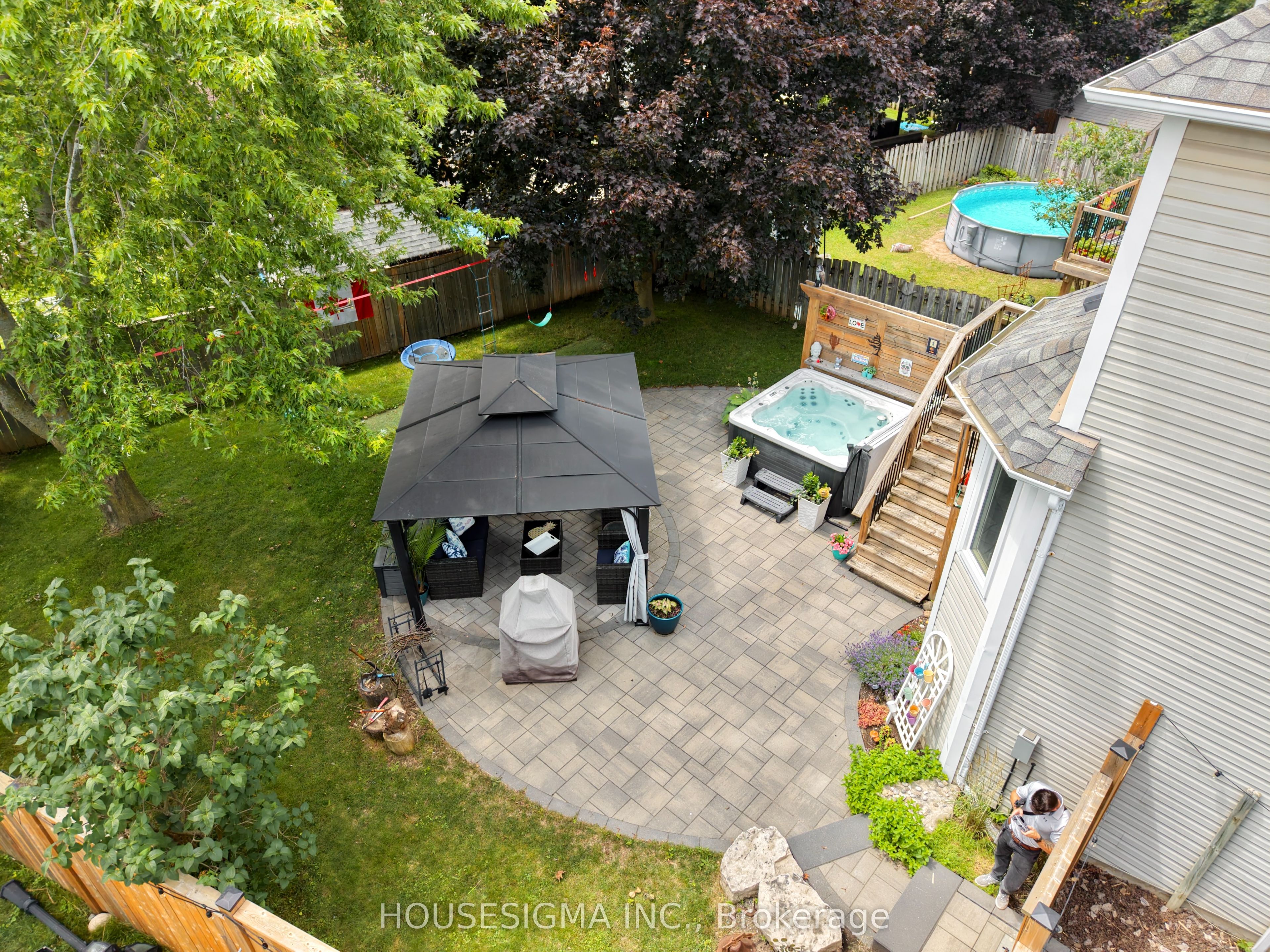 114 Zachary Place Property Photo 33