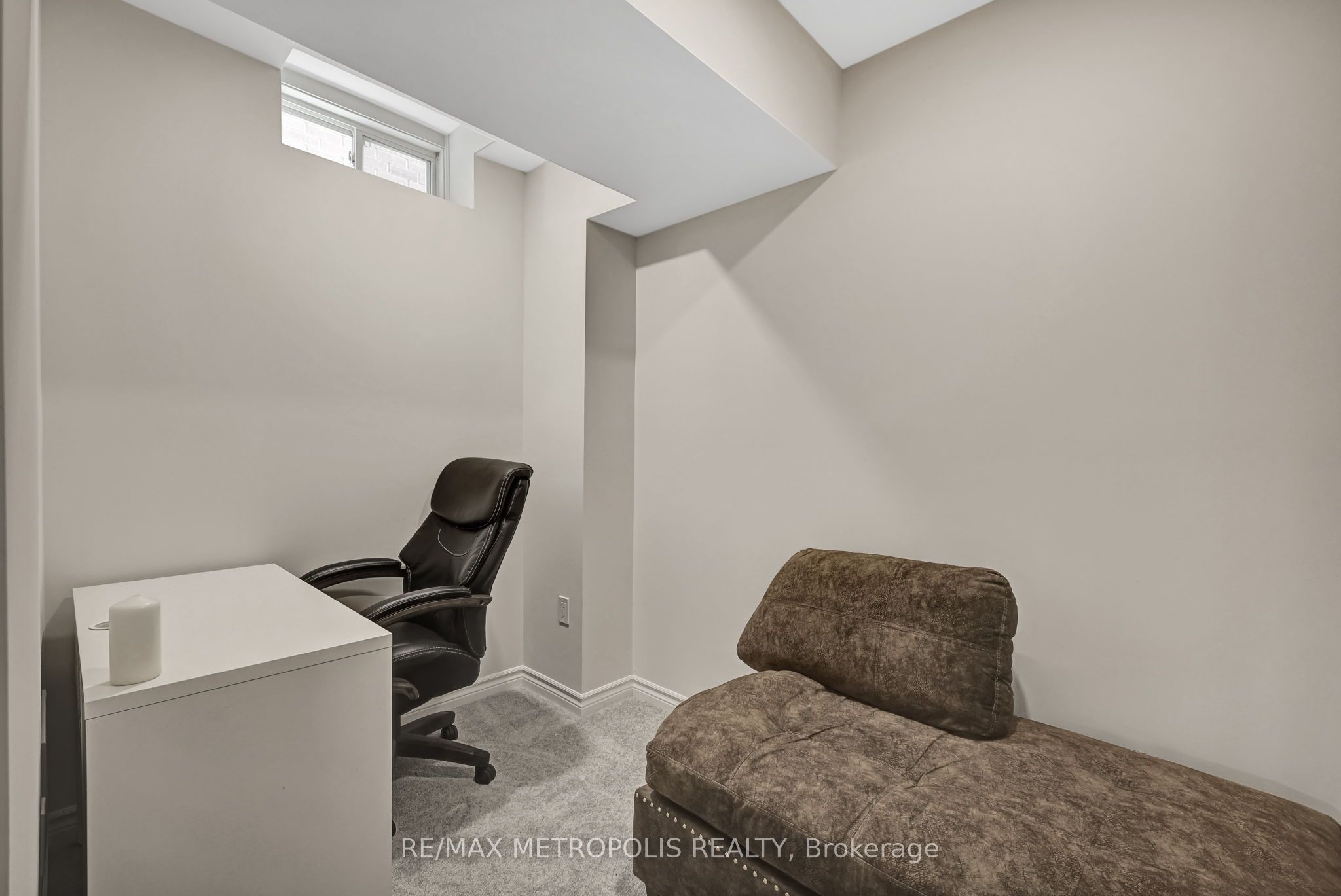 15 Douglas Kemp Crescent Property Photo 21