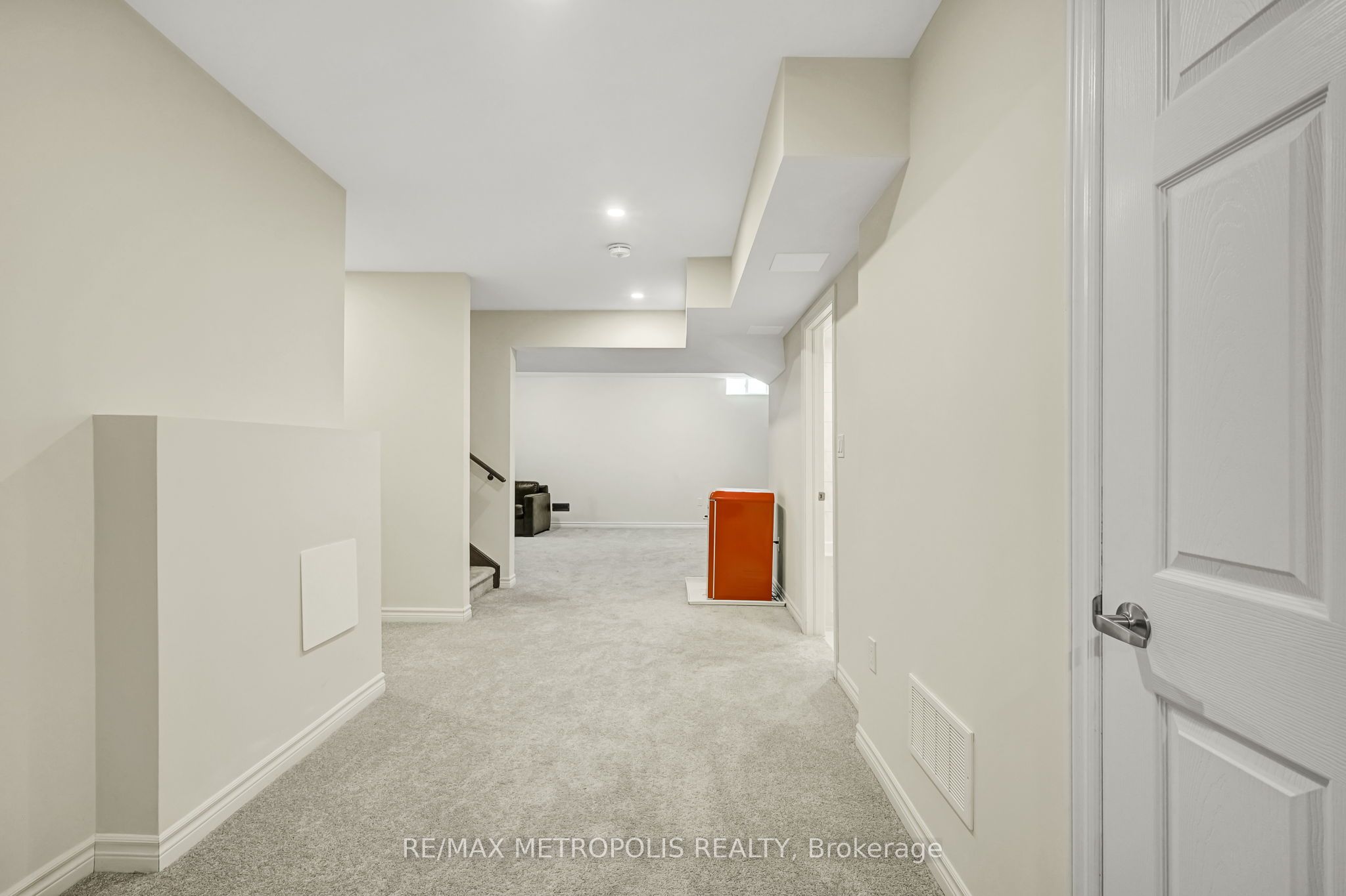 15 Douglas Kemp Crescent Property Photo 22