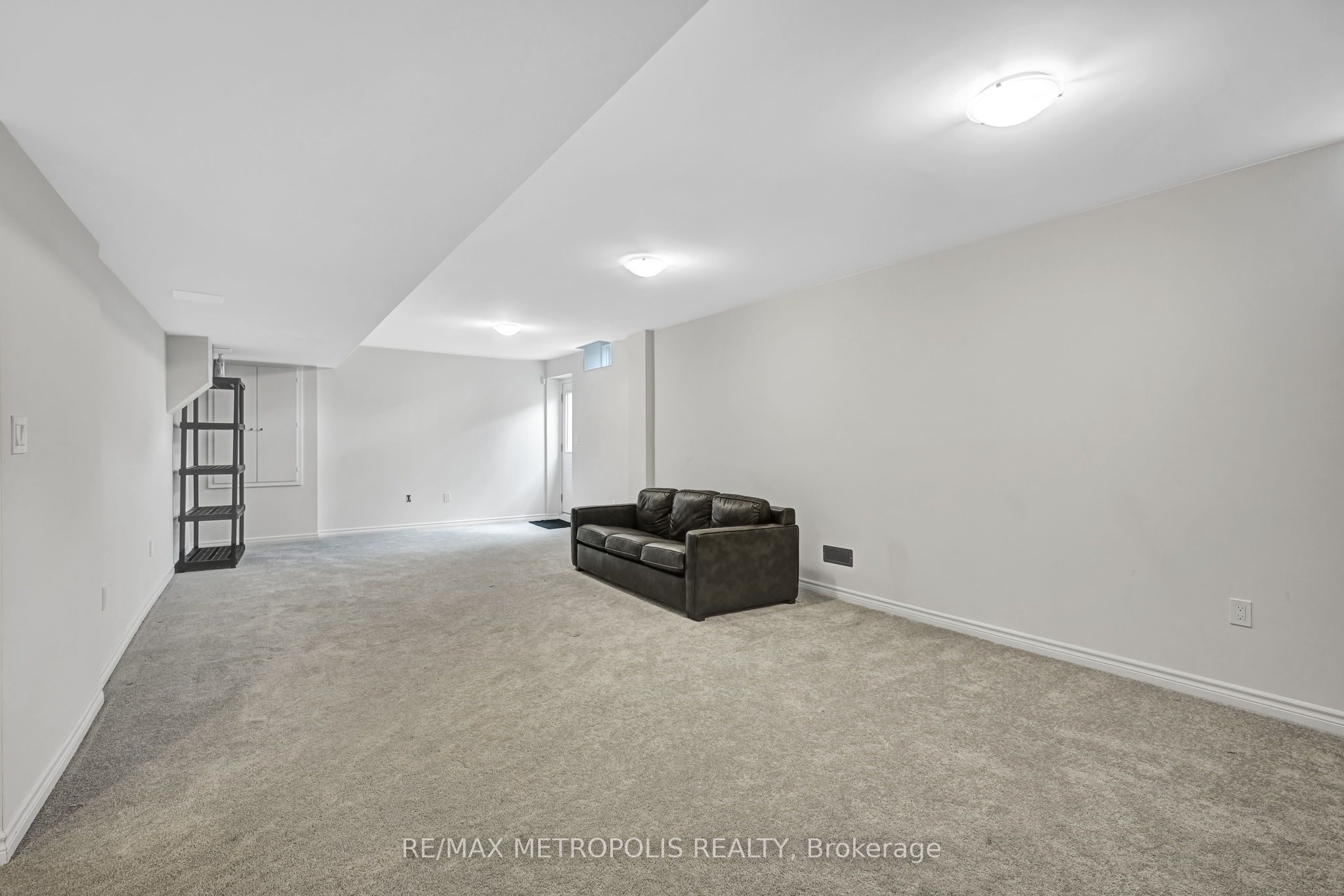 15 Douglas Kemp Crescent Property Photo 38