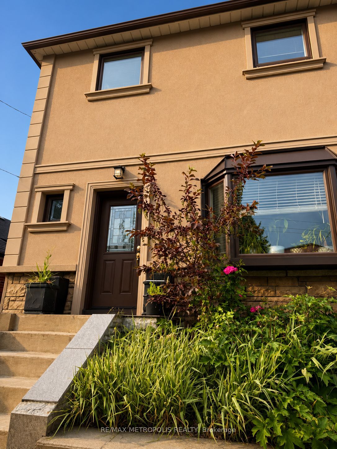 57 Midland Avenue Main & Upper Property Photo 3