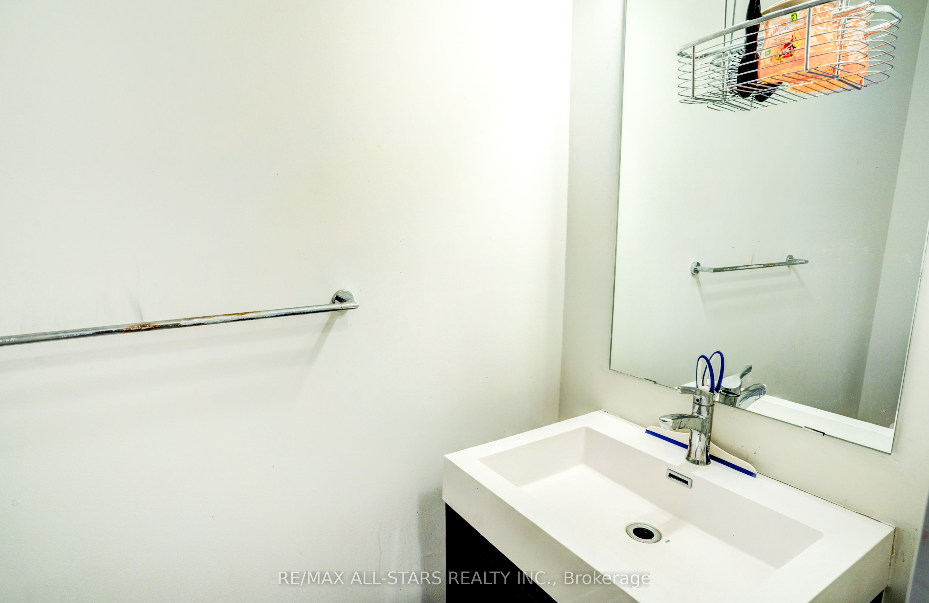 1865 Pickering Parkway #904 Property Photo 16