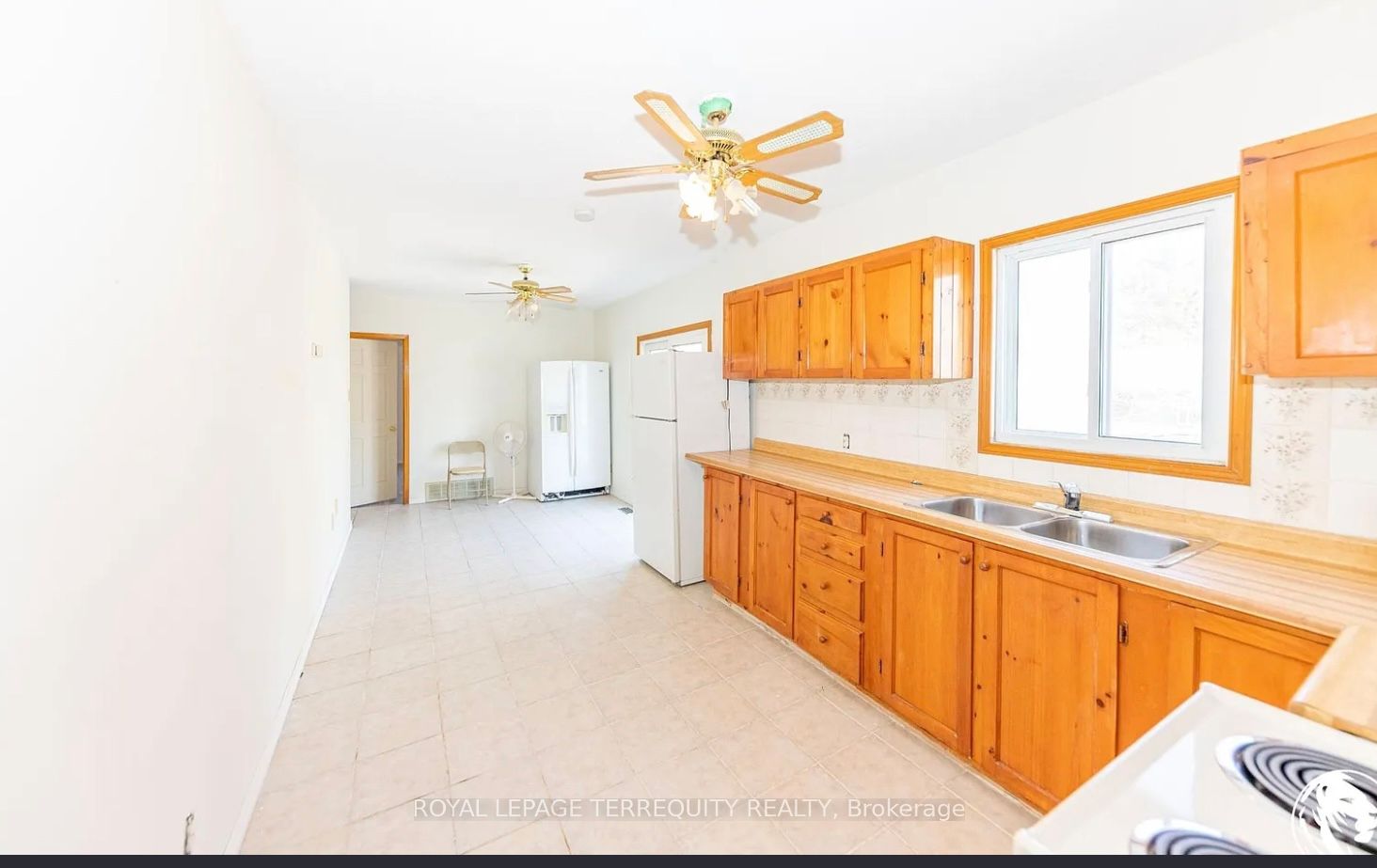 252 Bloor Street E Property Photo 5