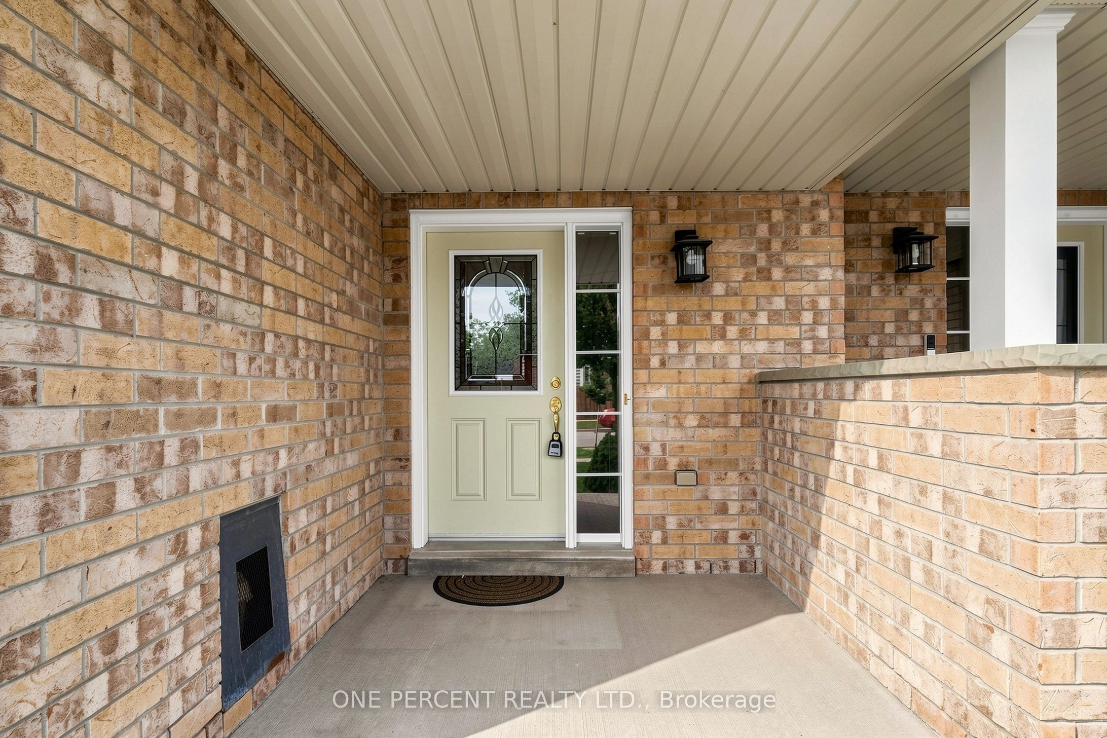 1149 Ormond Drive Property Photo 3