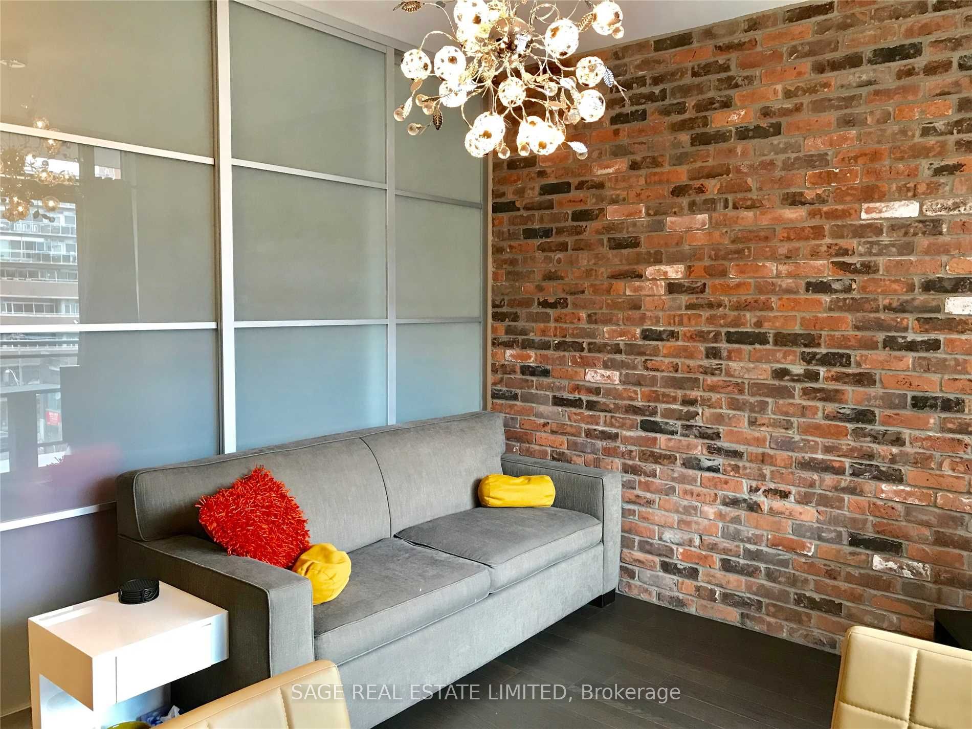 88 Colgate Avenue 533 Property Photo 8