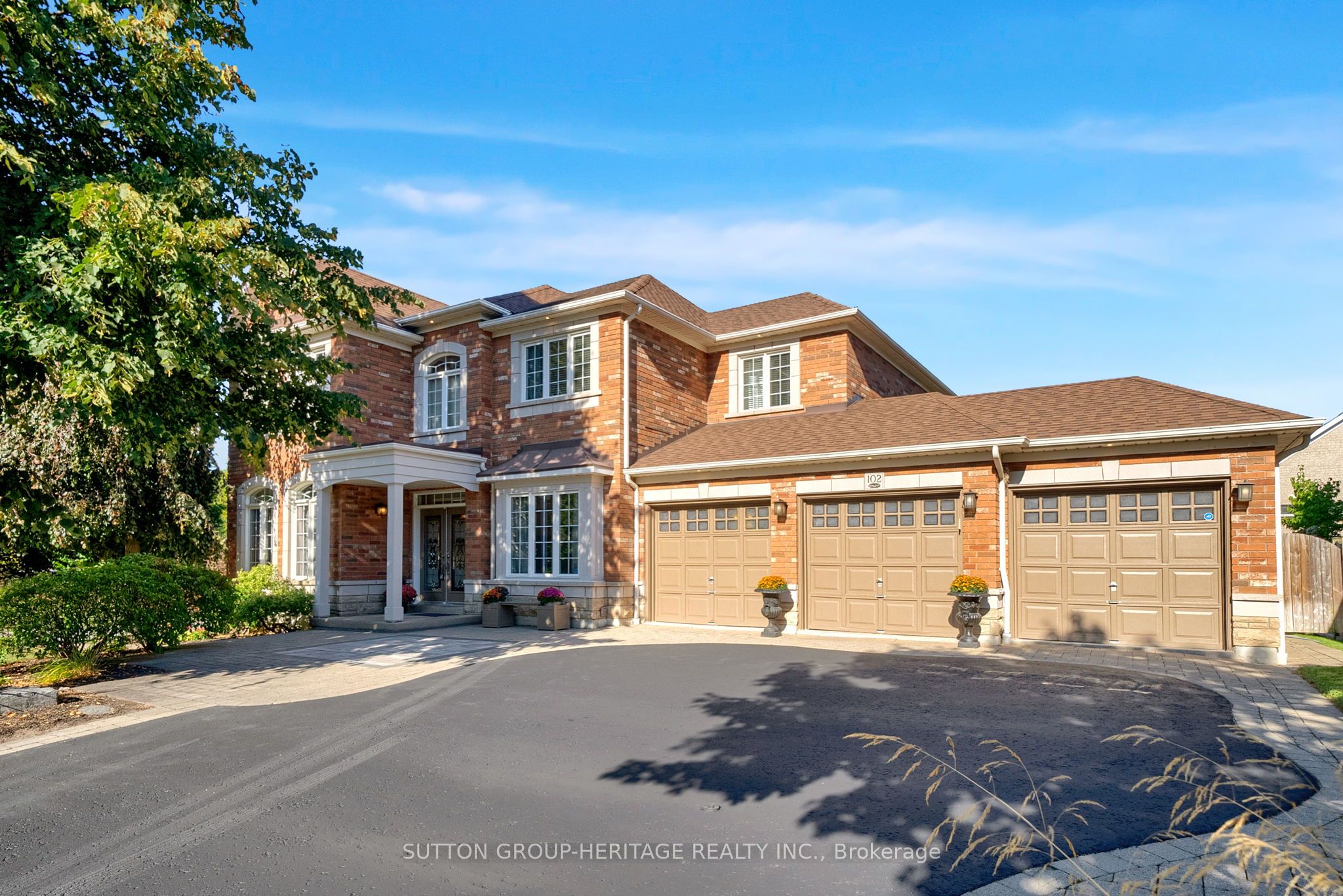 102 Kennett Drive Property Photo 1