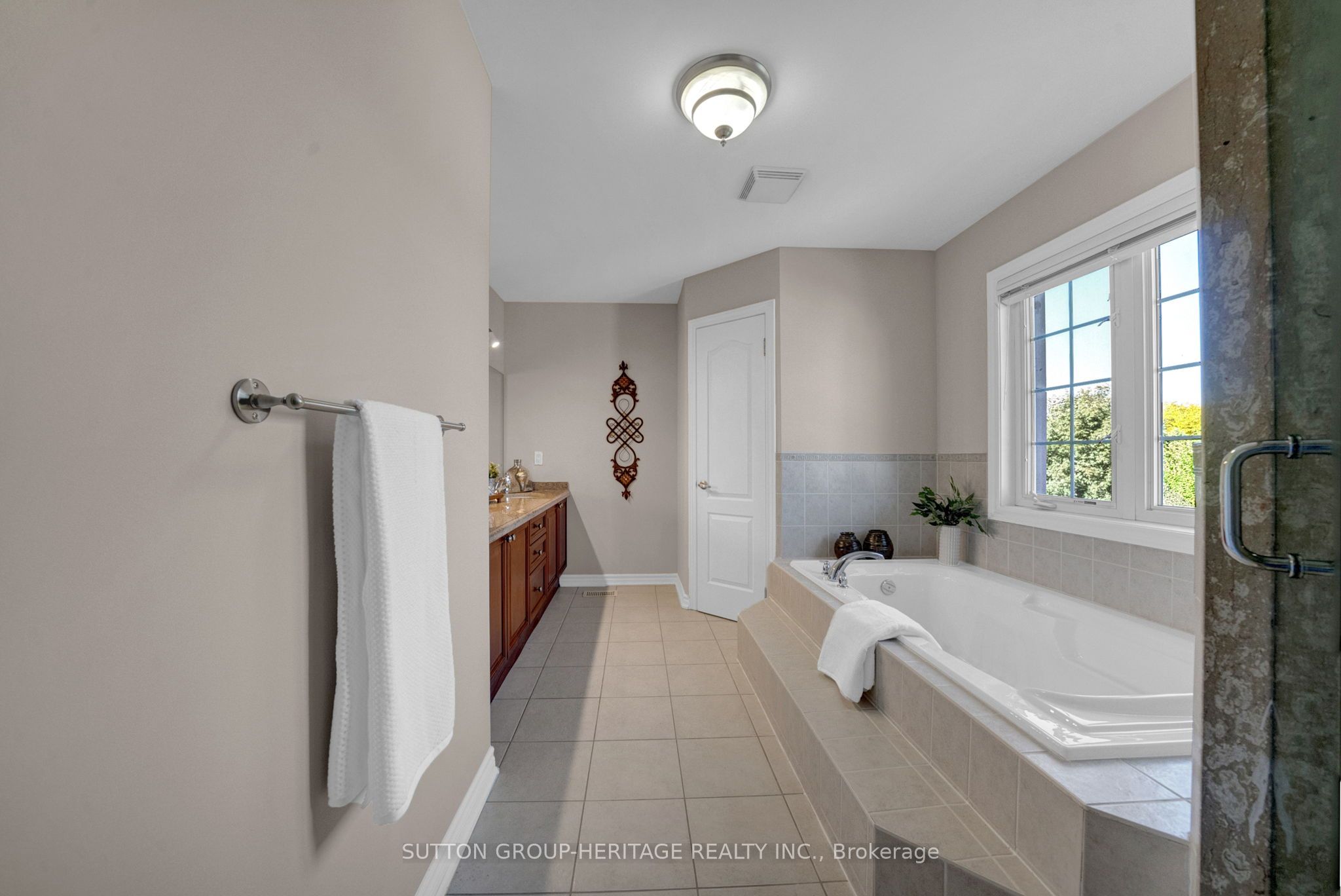 102 Kennett Drive Property Photo 19