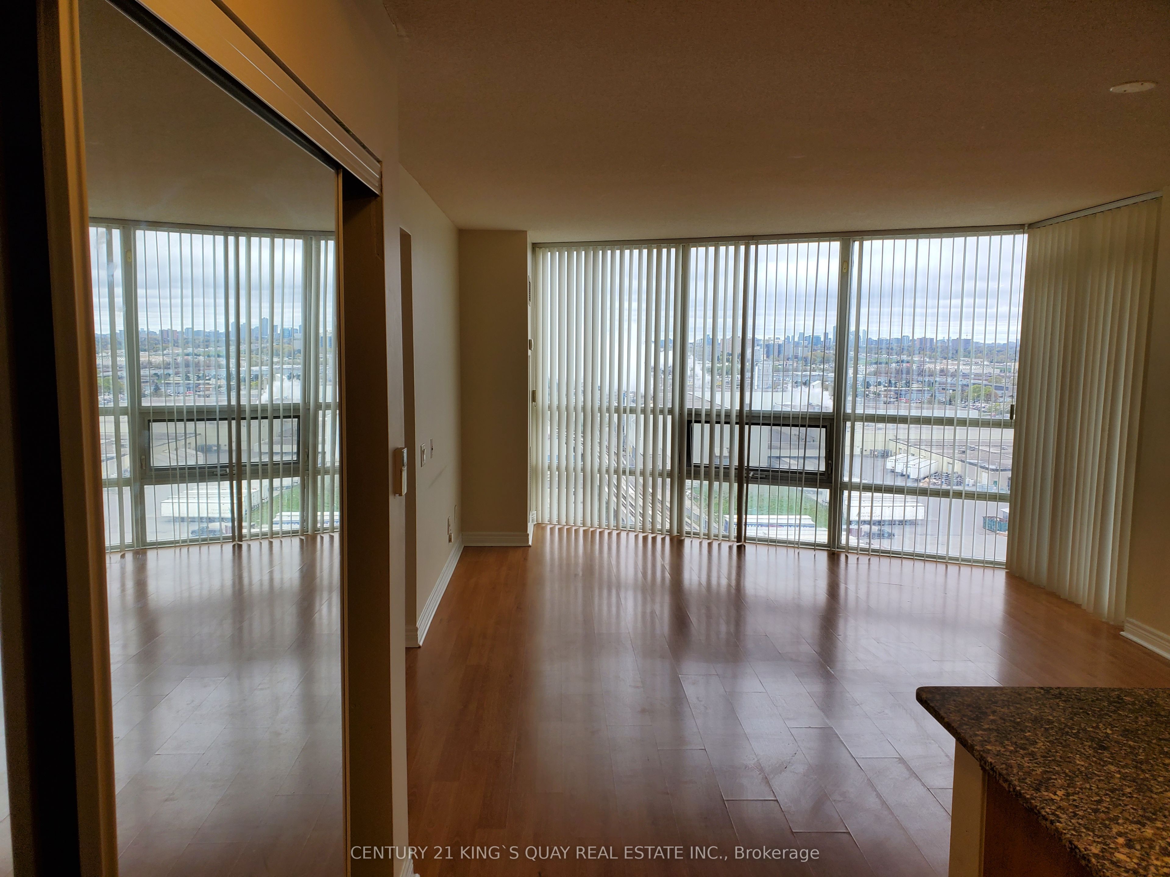 83 Borough Drive 1405 Property Photo 4