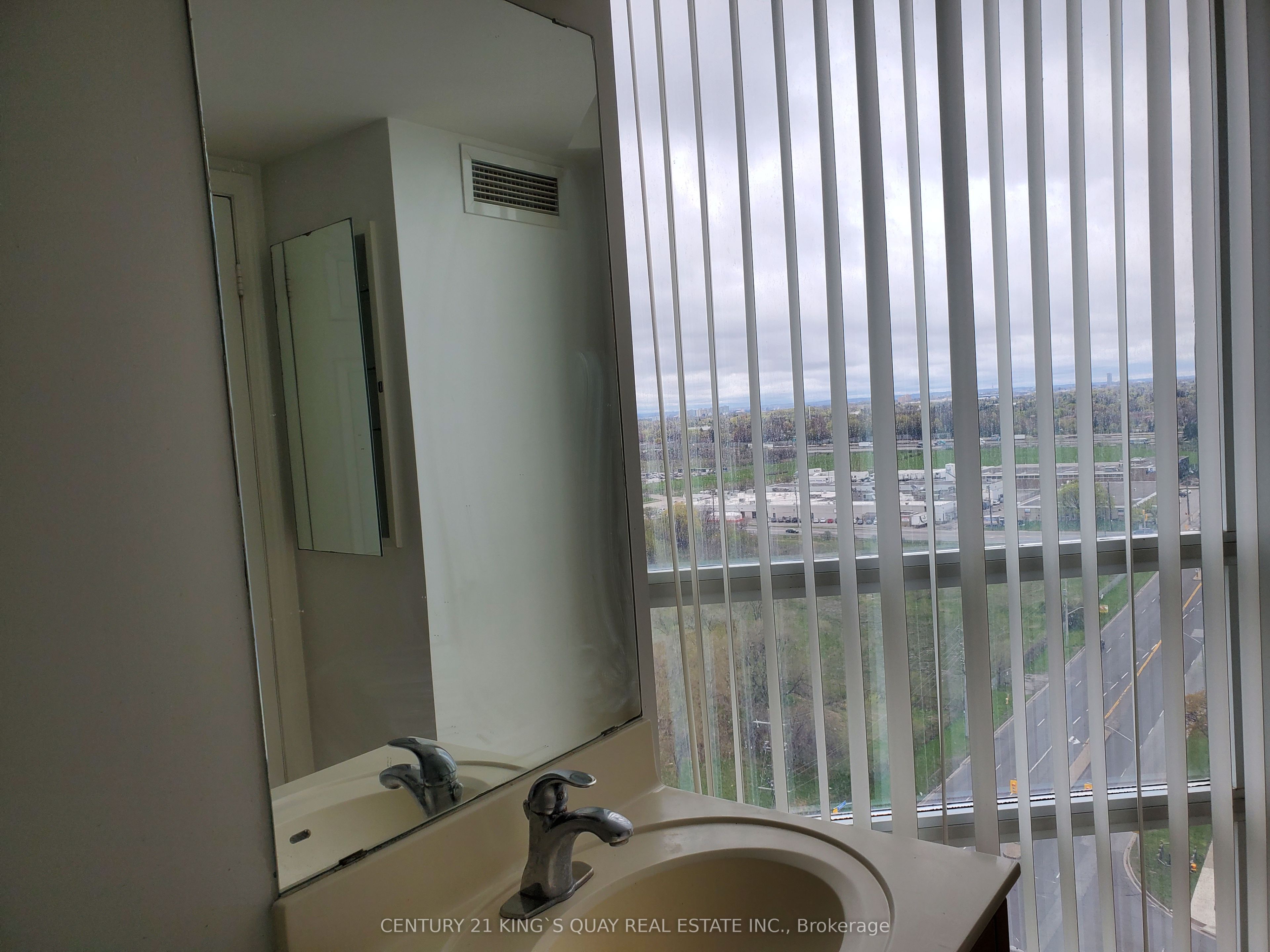 83 Borough Drive 1405 Property Photo 11