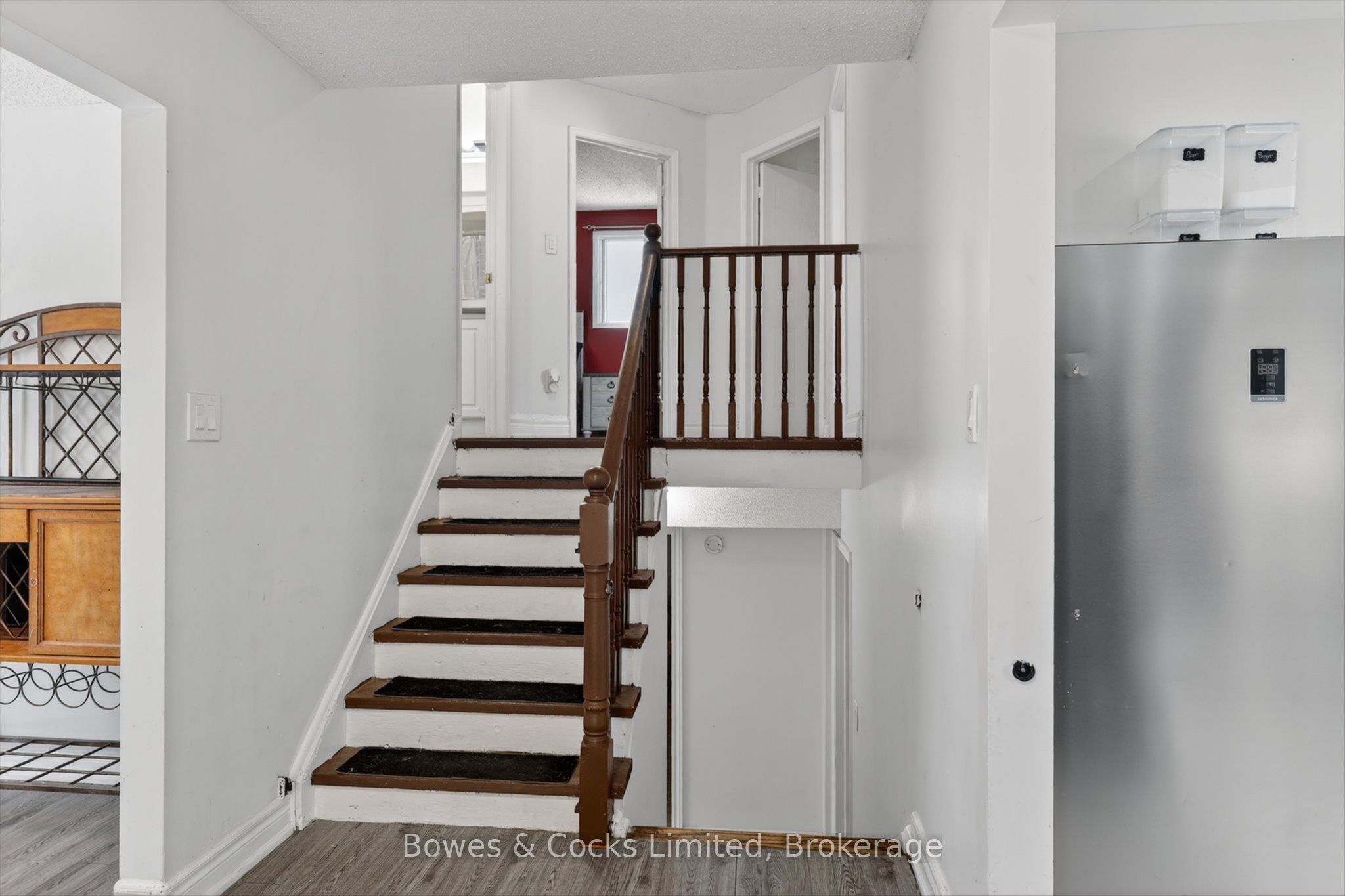 4 Claret Road Property Photo 5