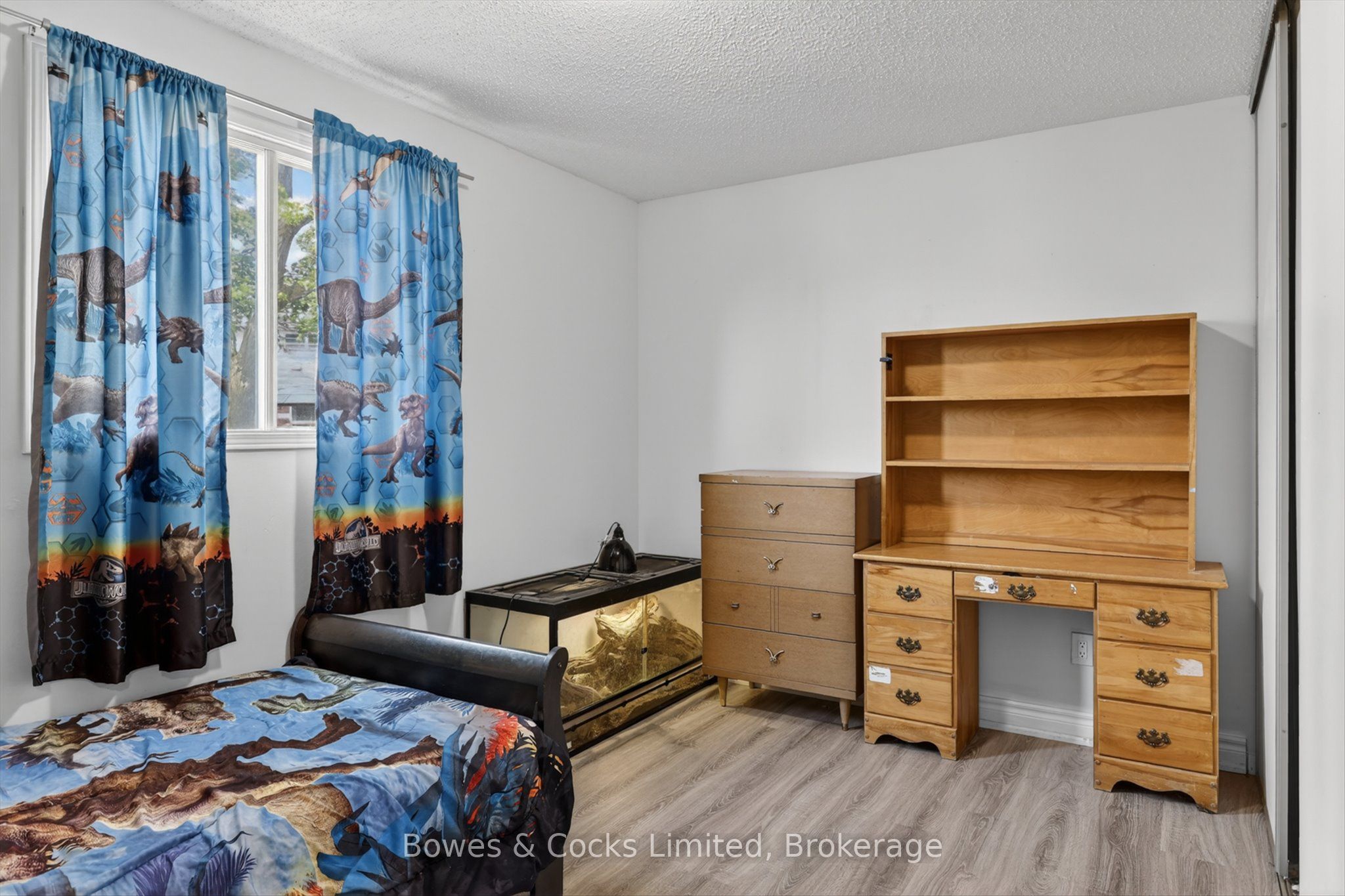 4 Claret Road Property Photo 16