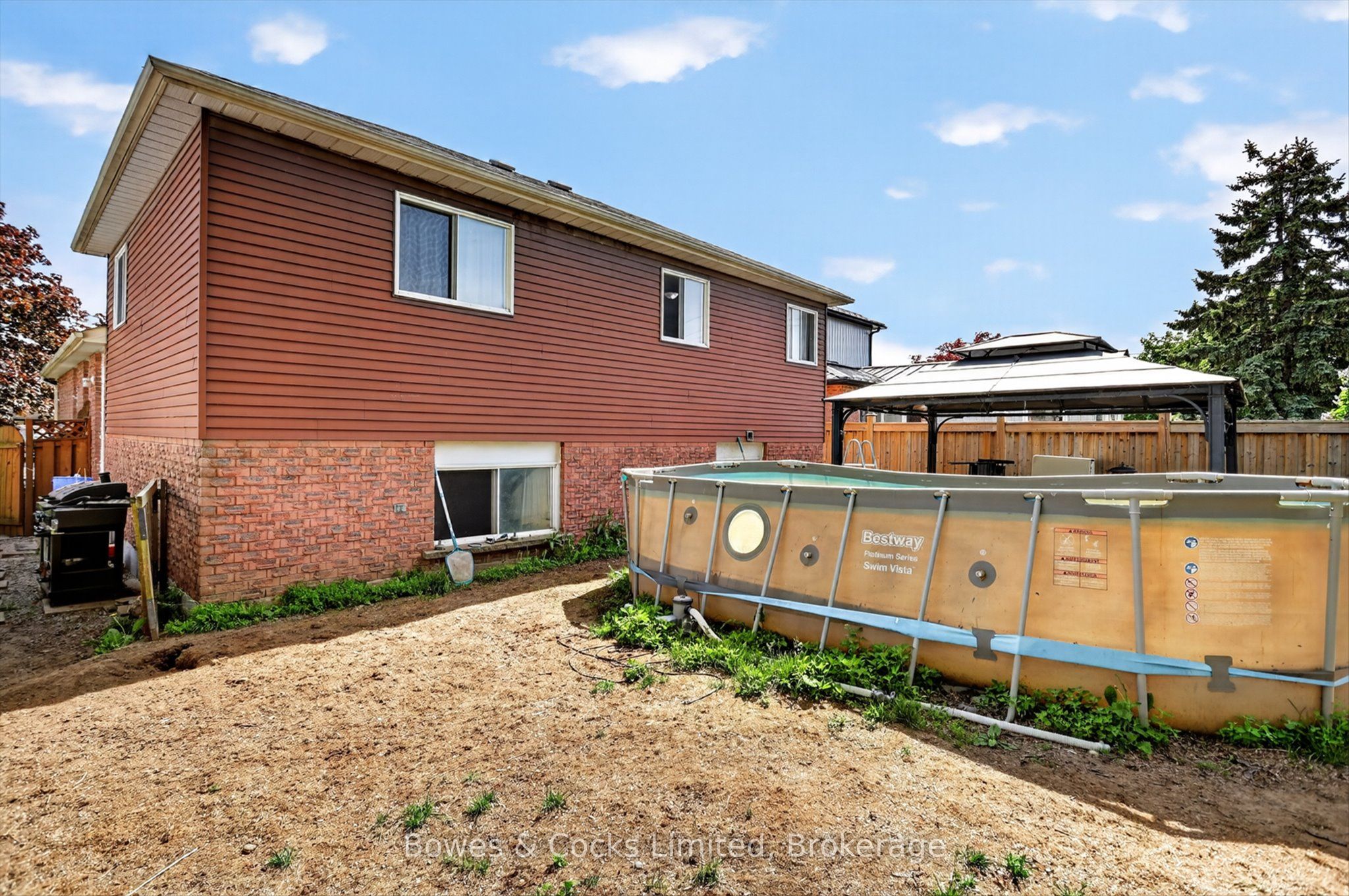 4 Claret Road Property Photo 30