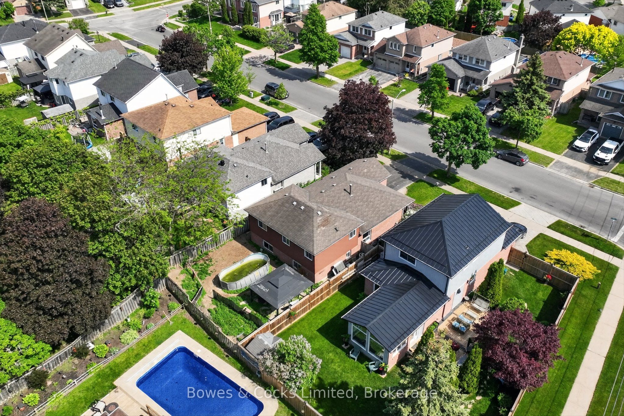 4 Claret Road Property Photo 34