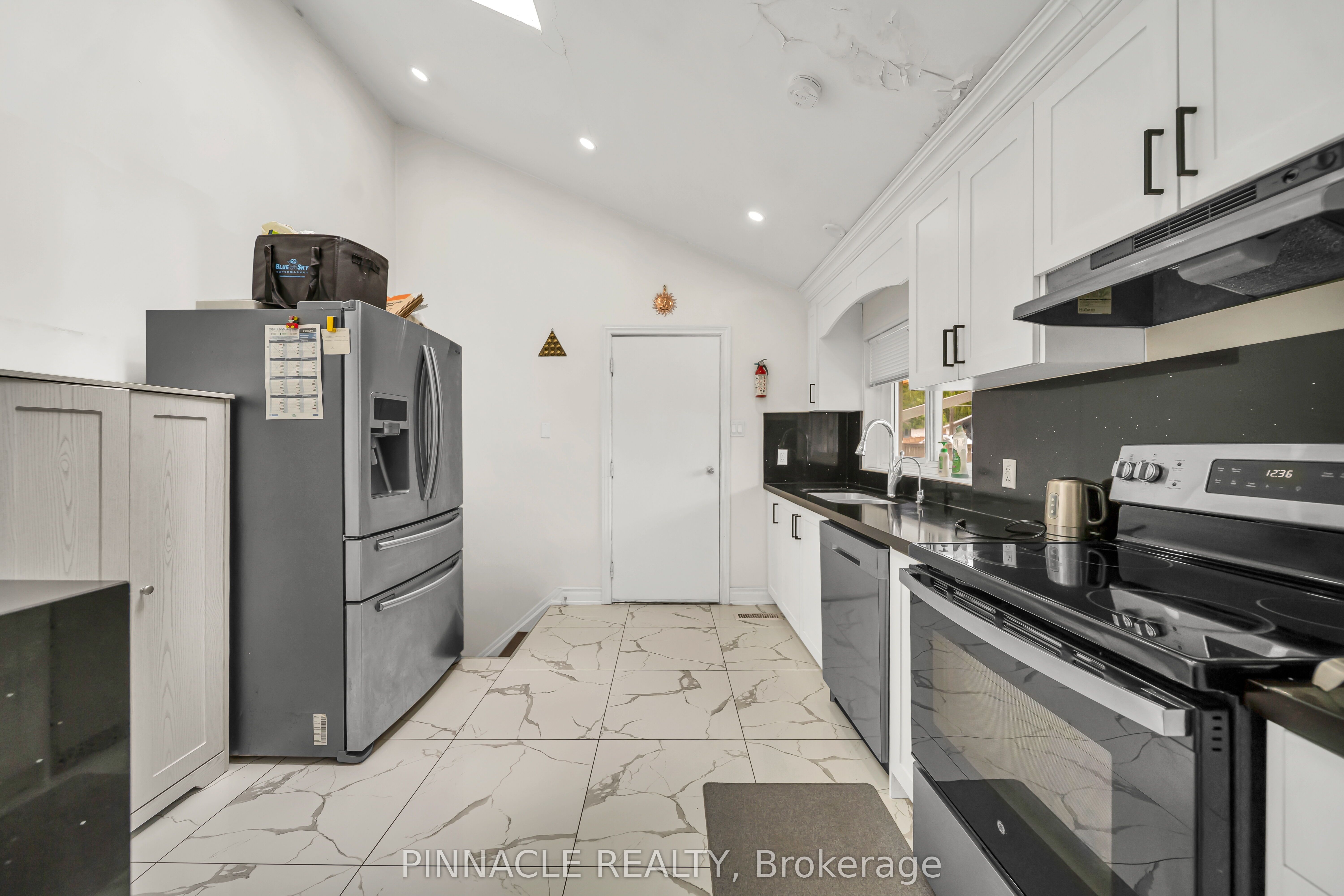 2 Ladysbridge Drive Property Photo 16