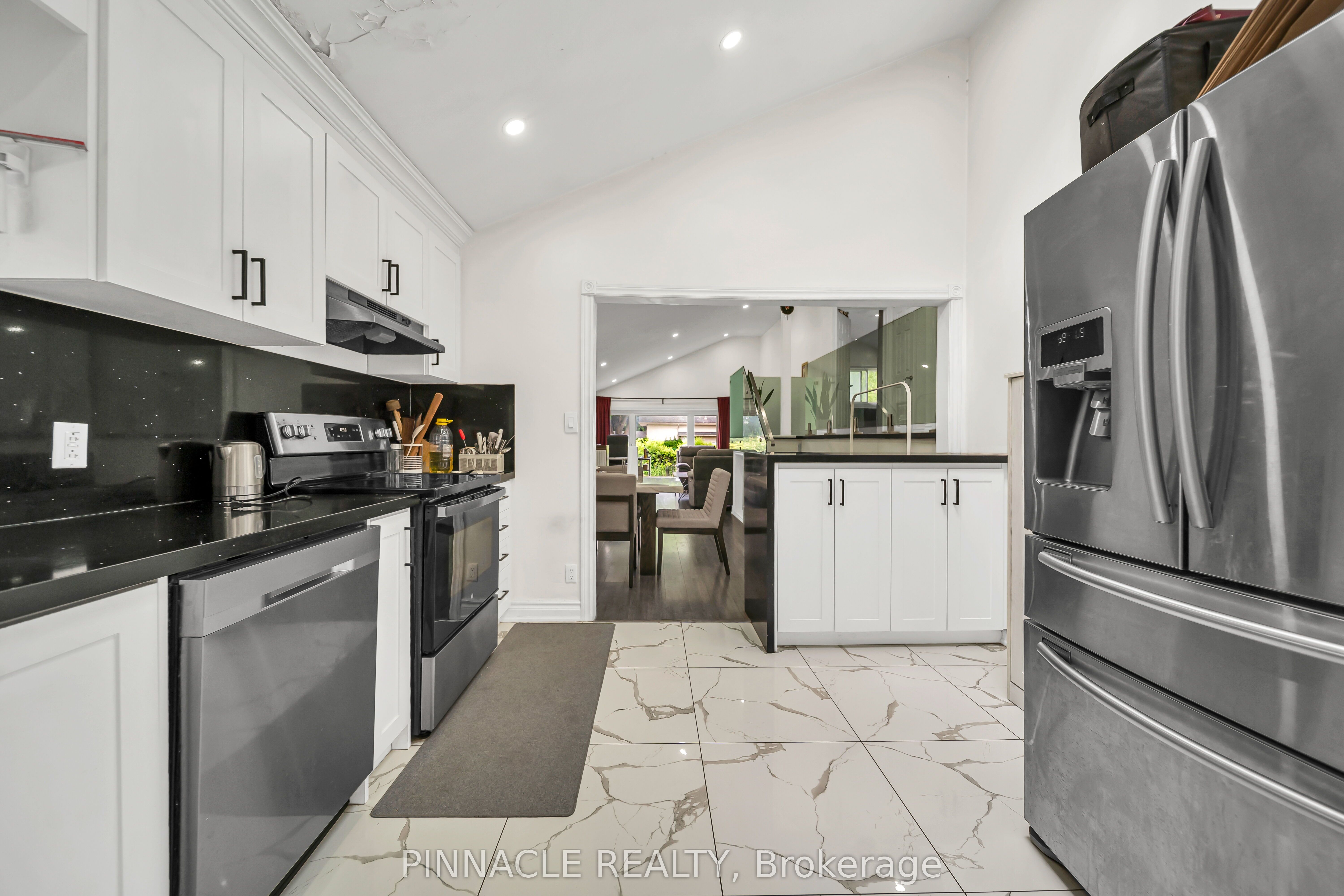 2 Ladysbridge Drive Property Photo 18