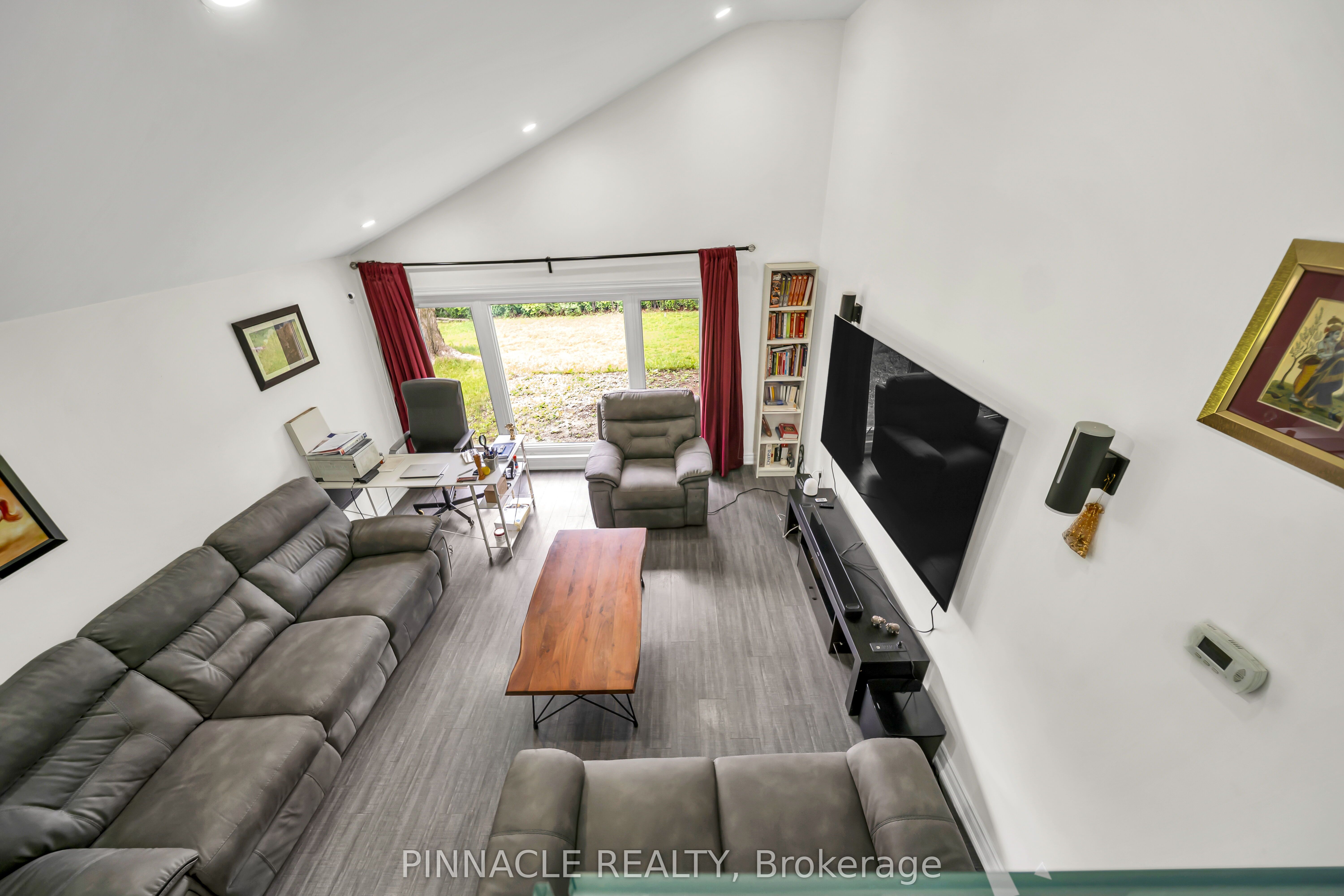 2 Ladysbridge Drive Property Photo 20