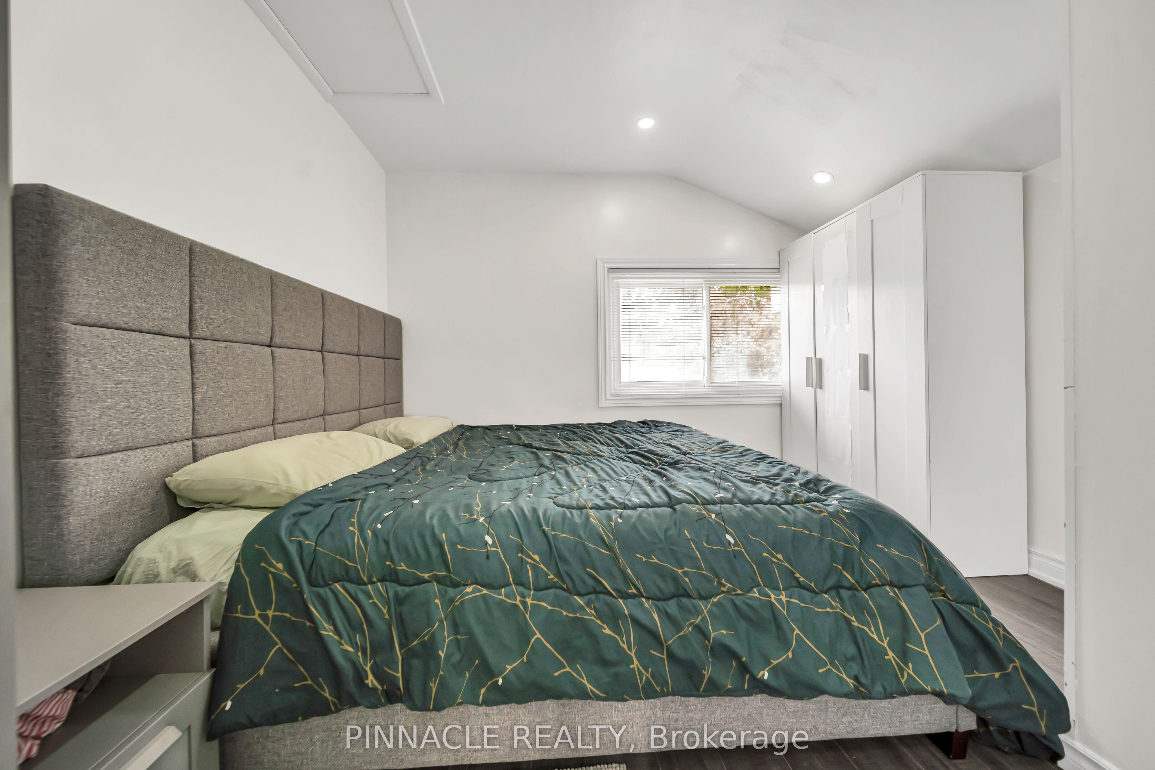 2 Ladysbridge Drive Property Photo 22