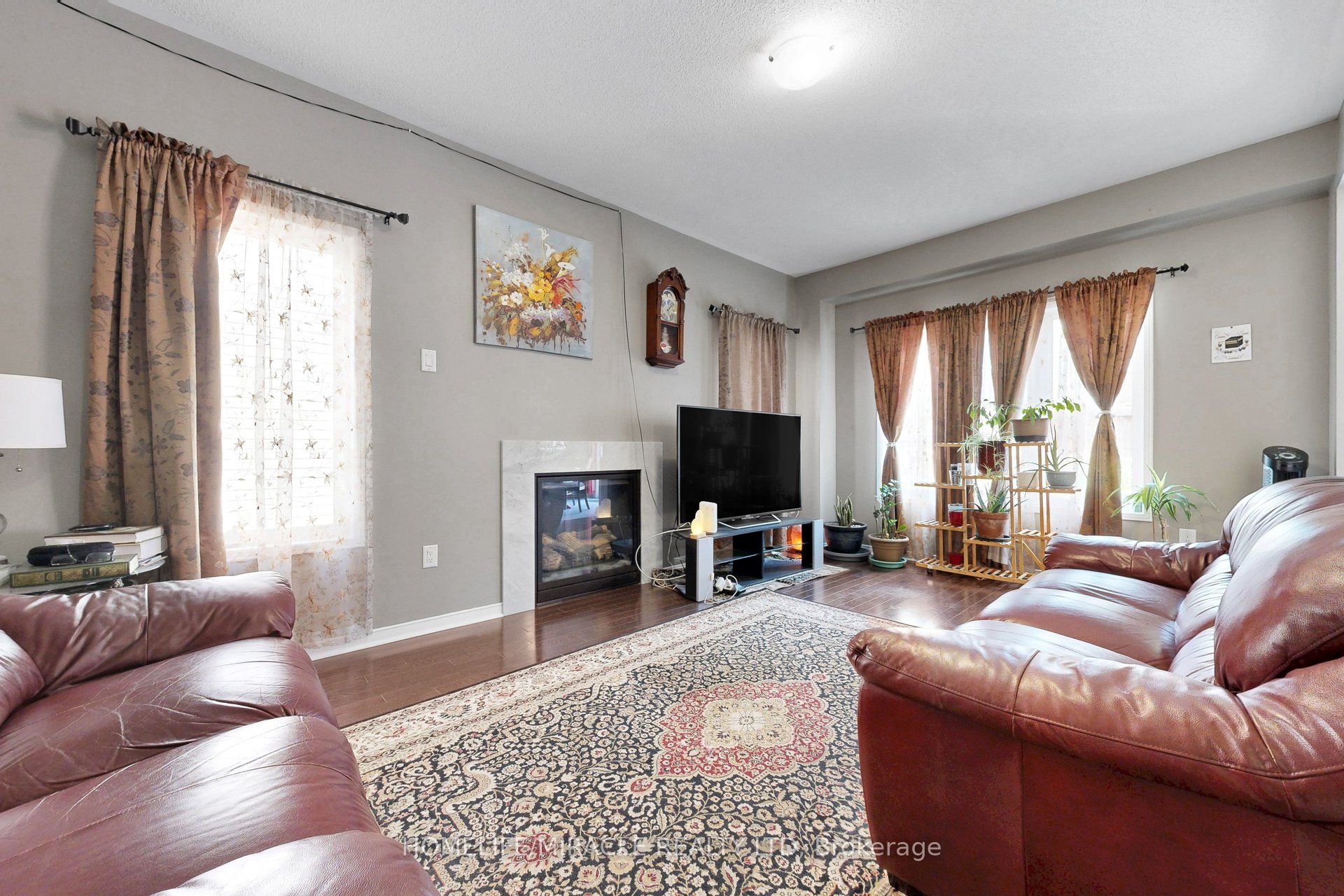 2003 Queensbury Drive Property Photo 24