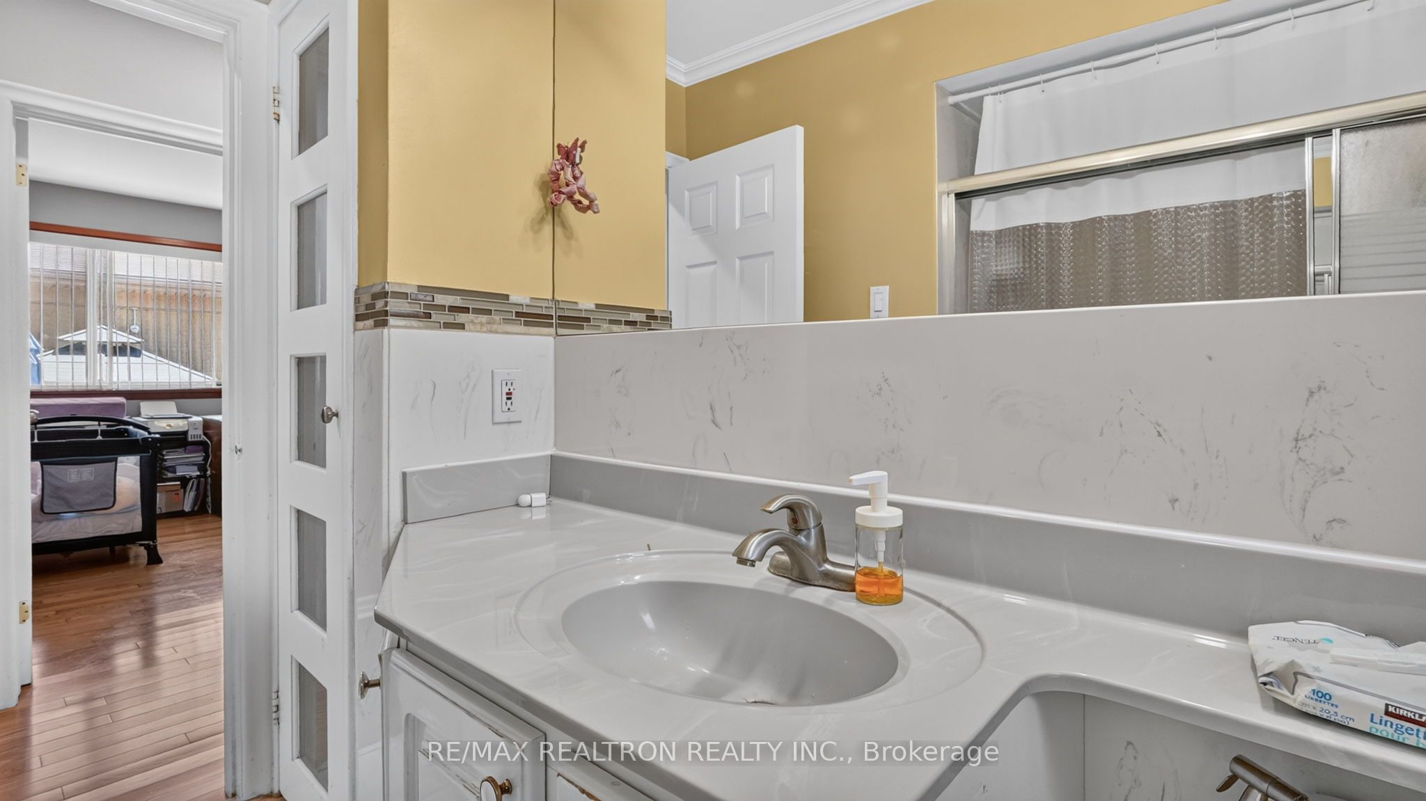 8 Bonnechere Crescent Property Photo 11