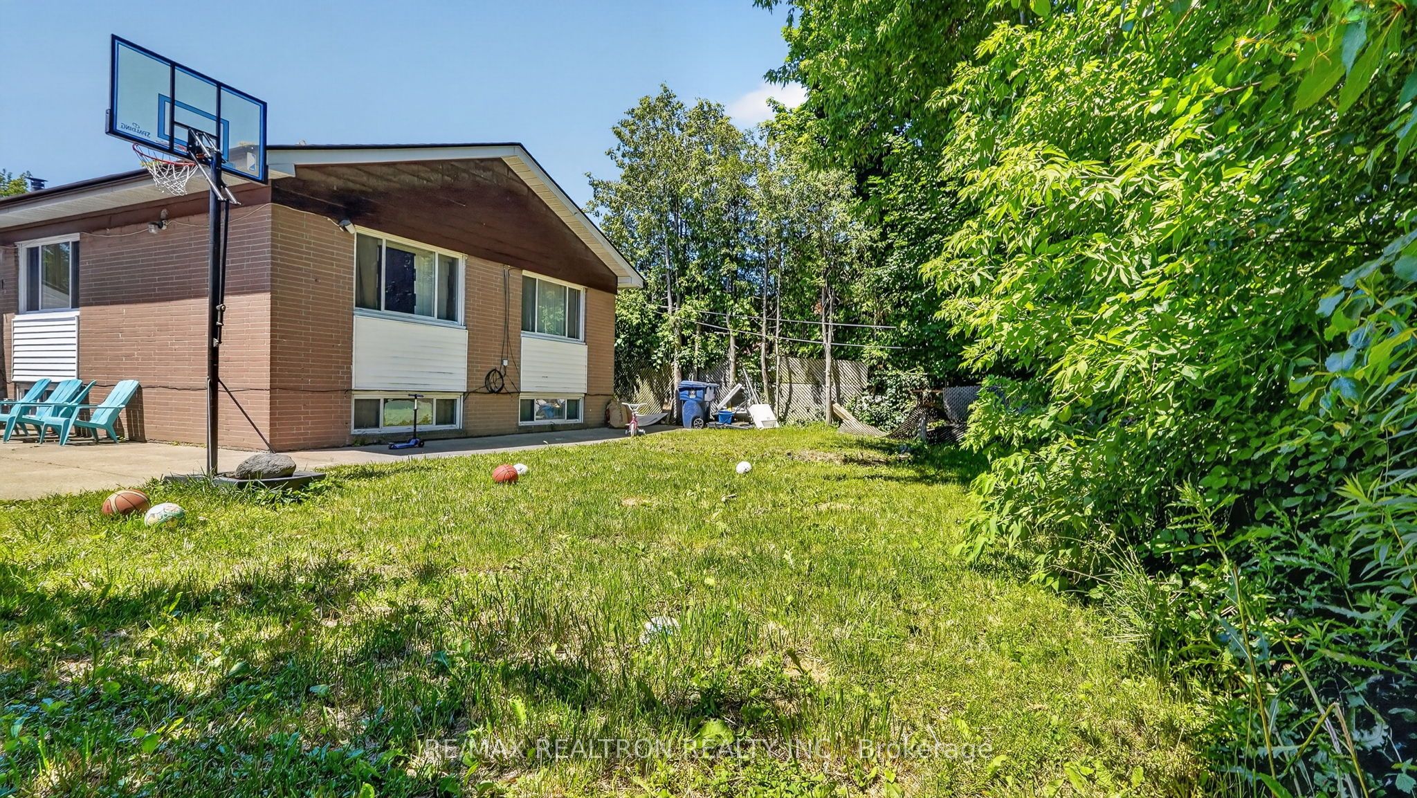 8 Bonnechere Crescent Property Photo 42