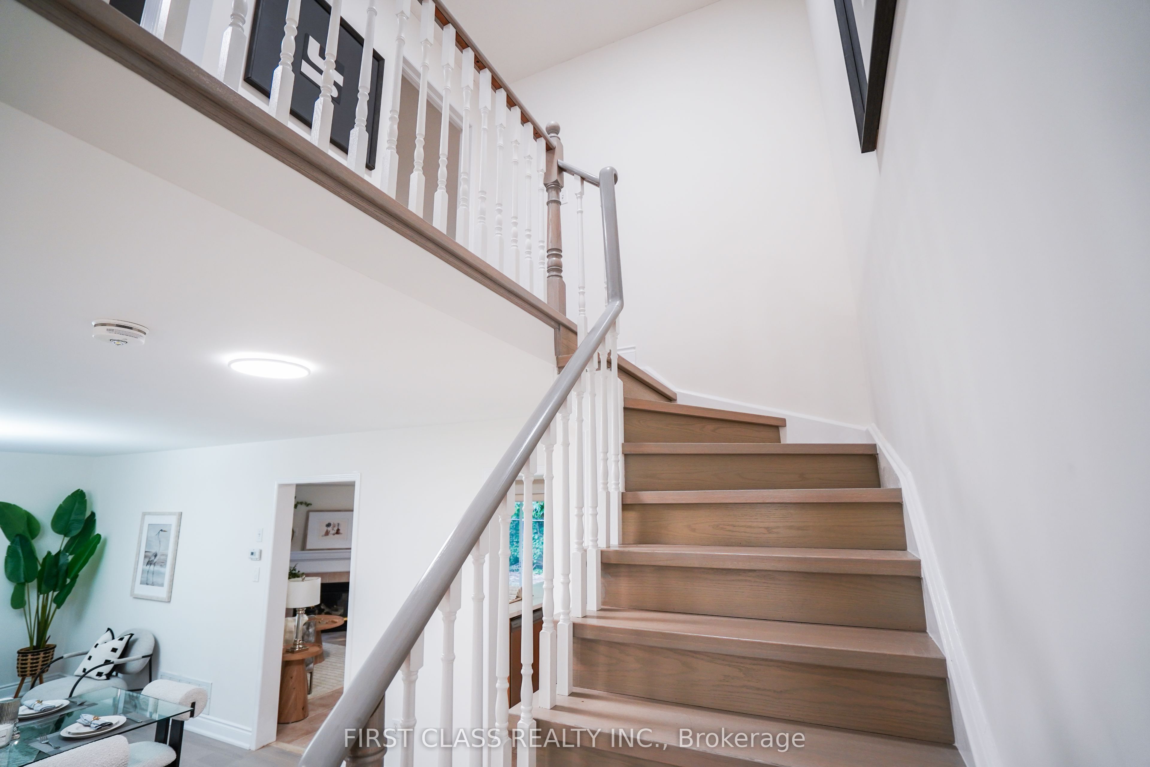 153 Shepton Way Property Photo 8