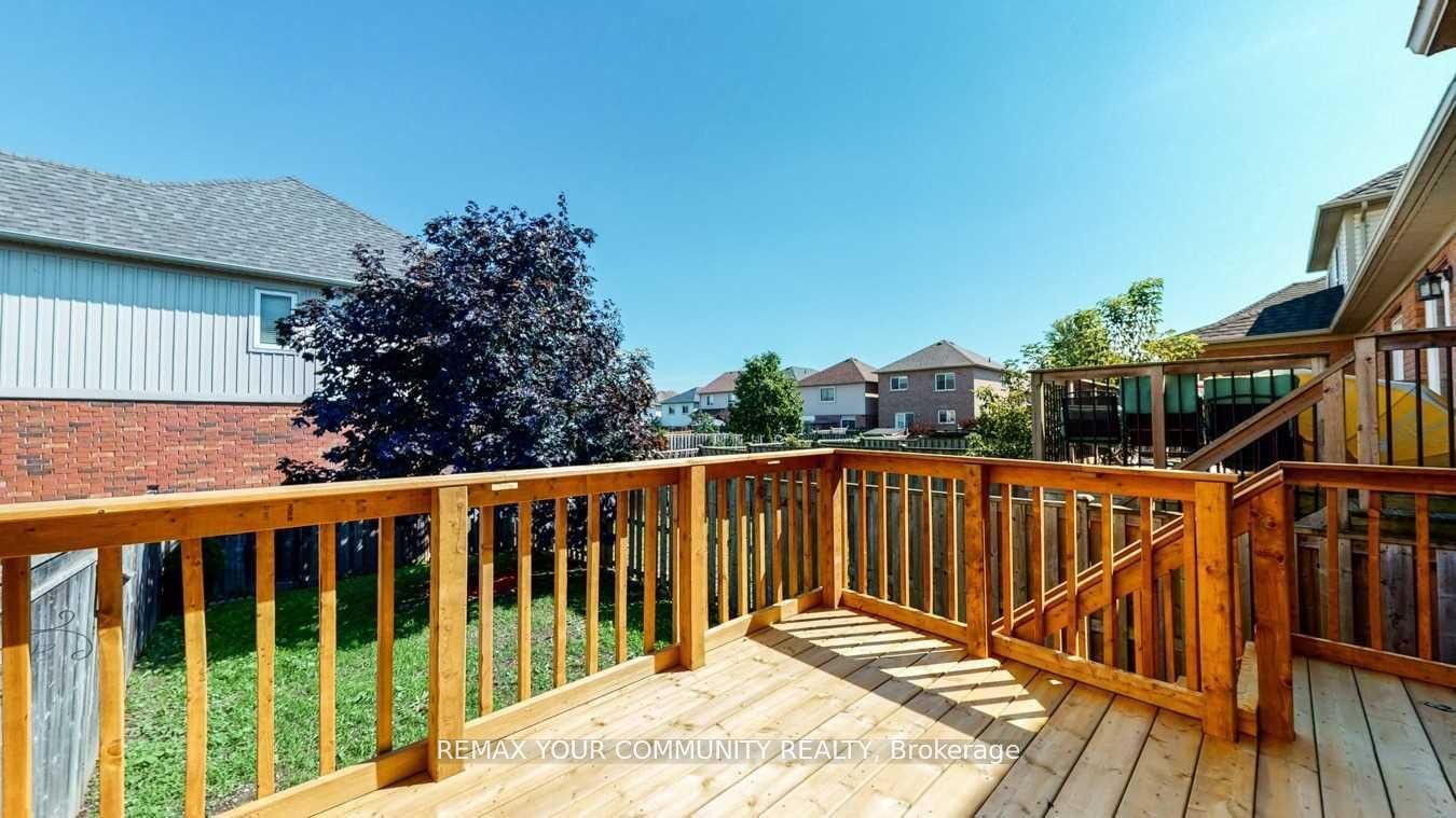 143 Cornish Drive E Property Photo 25