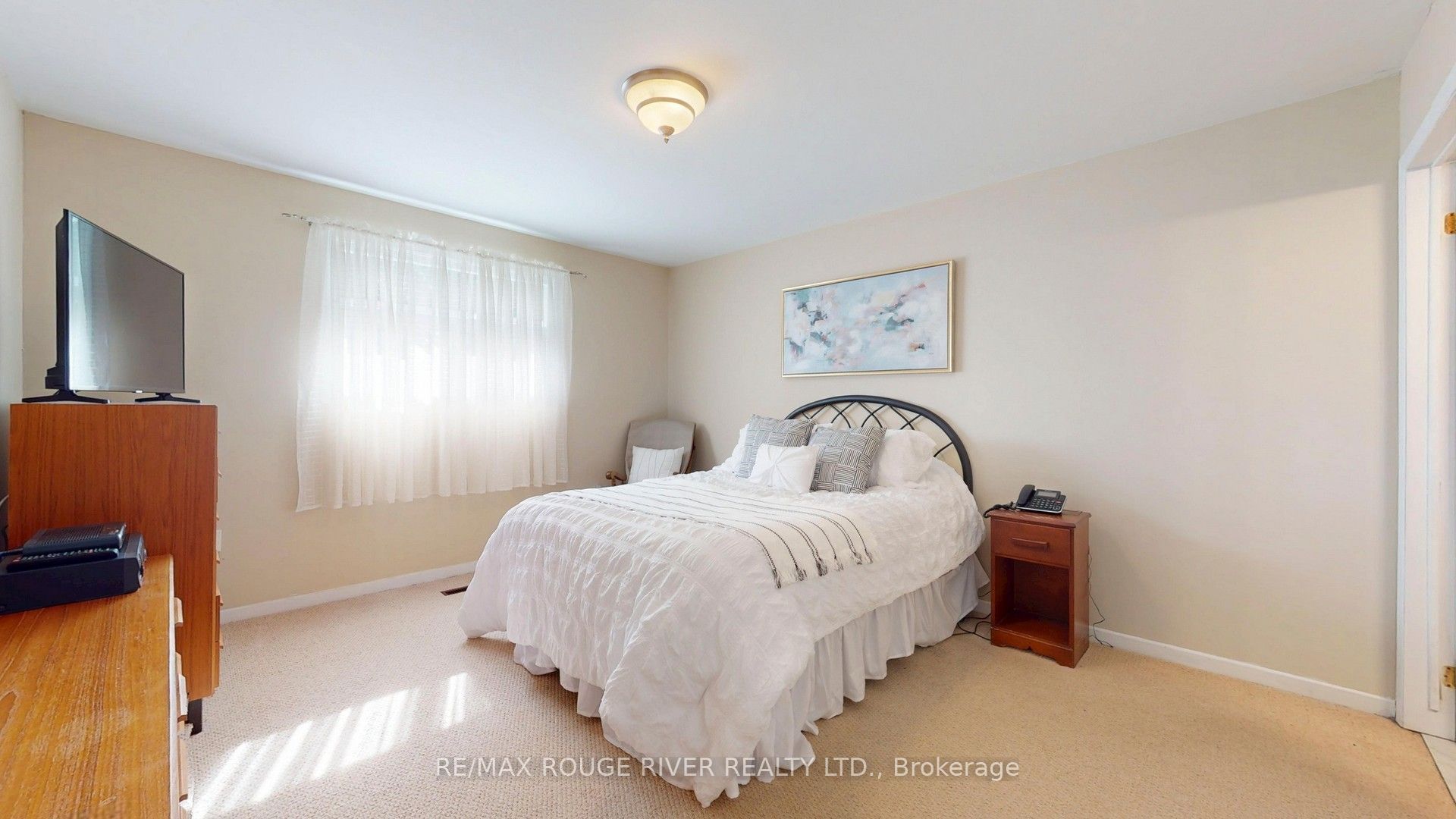 33 Pepper Tree Drive Property Photo 15
