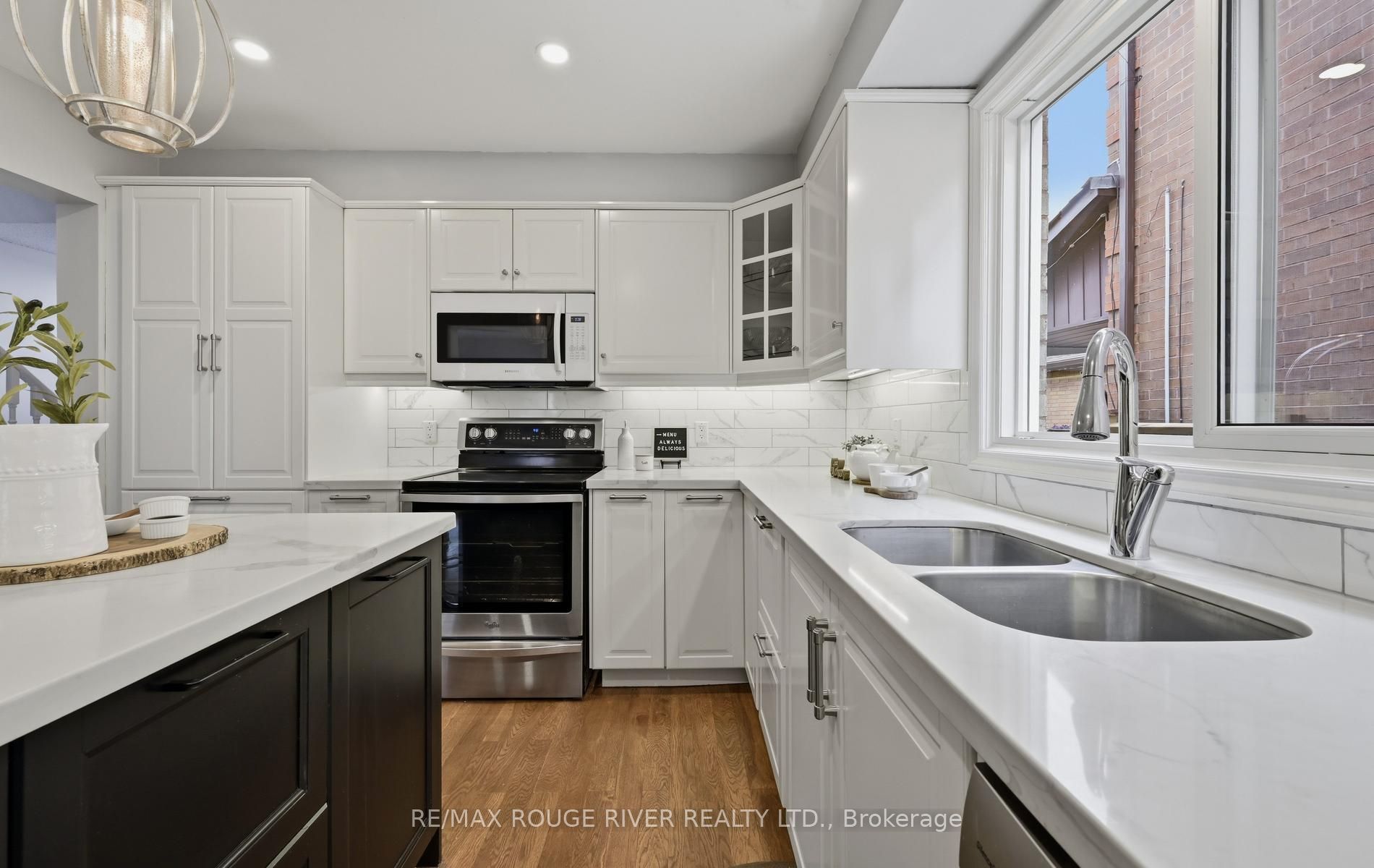 64 Keeble Crescent Property Photo 14